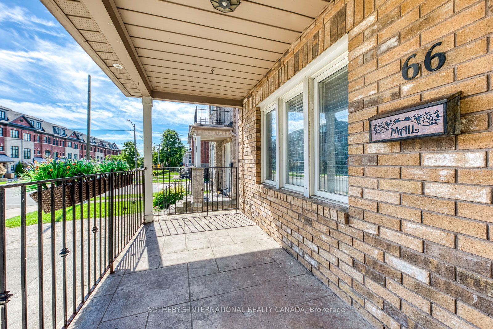 66 Twenty Ninth Street, Toronto, ON M8W 3B2 photo 4