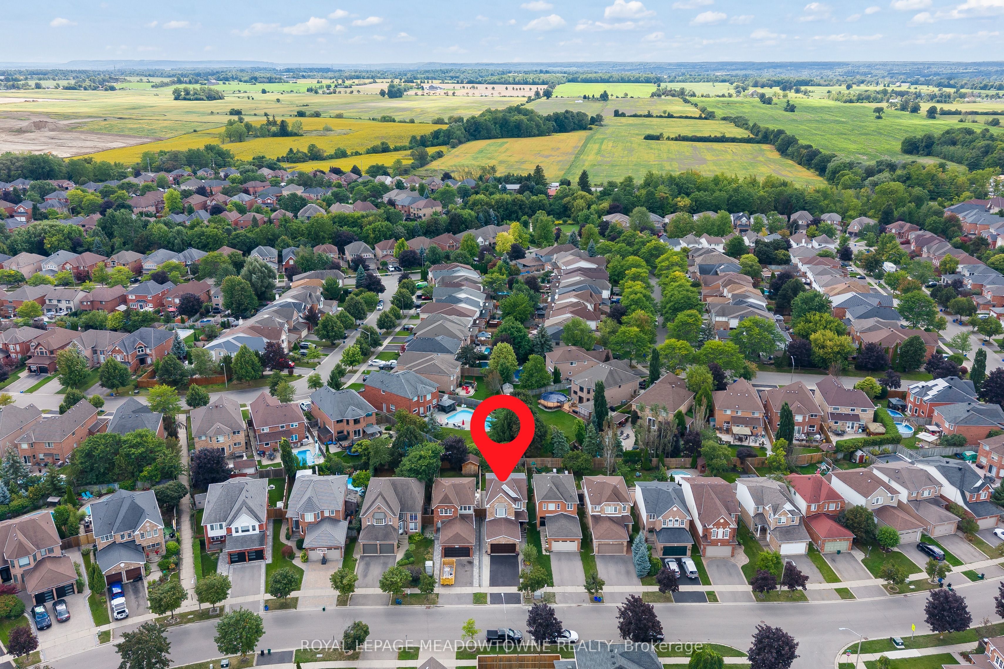 145 Eaton Street, Halton Hills, ON L7G 5V5 photo 2