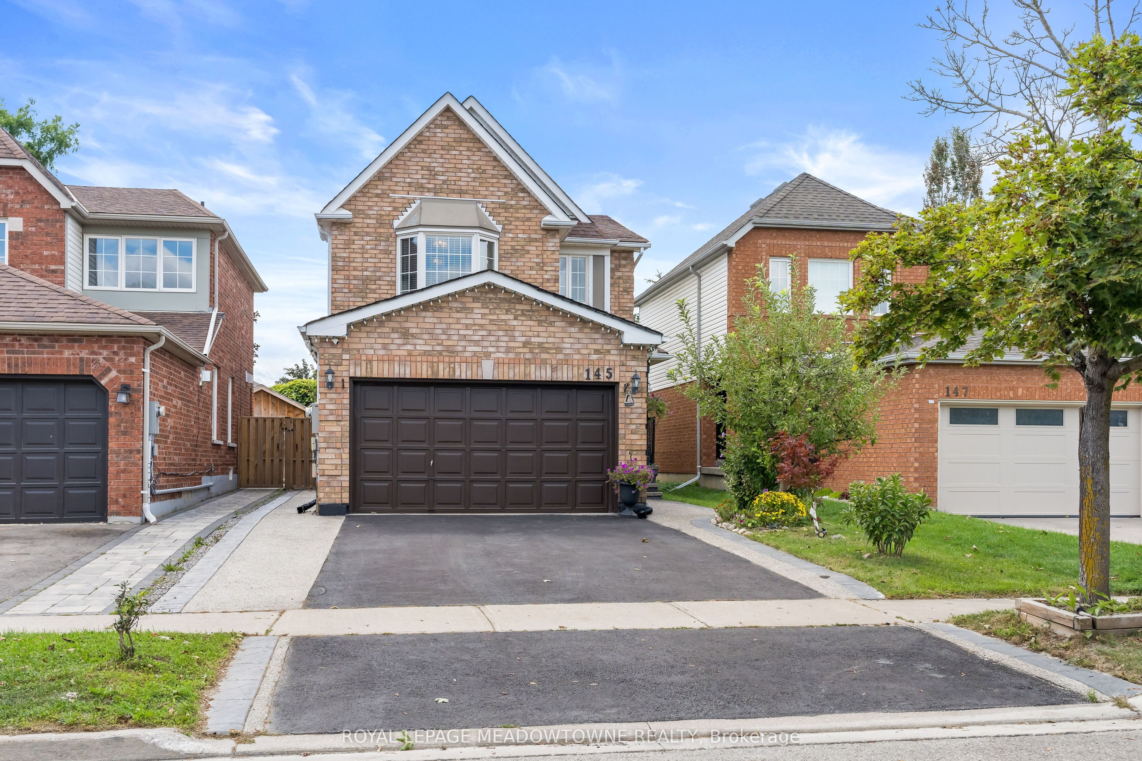 145 Eaton Street, Halton Hills, ON L7G 5V5 photo 3