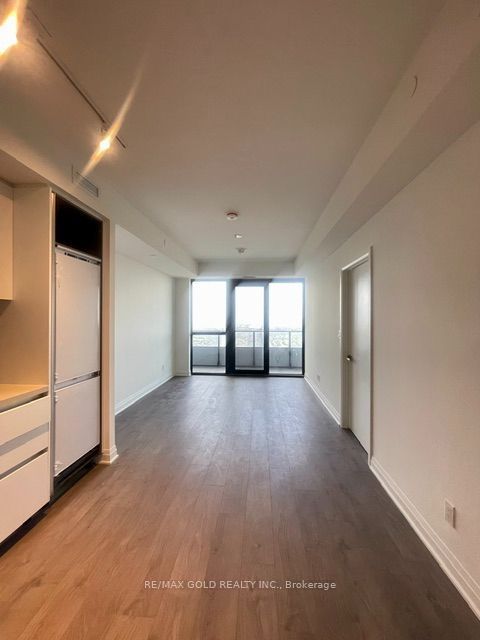 4015 The Exchange 6001, Mississauga, ON L5B 0N9 photo 5