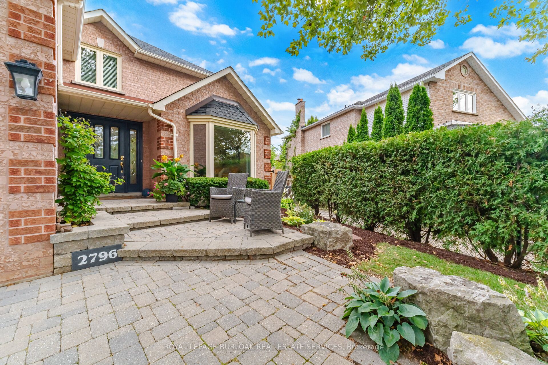 2796 Teak Crescent, Oakville, ON L6J 7M4 photo 2