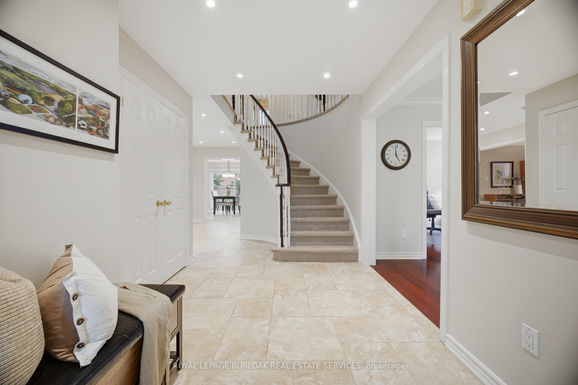 2796 Teak Crescent, Oakville, ON L6J 7M4 photo 4