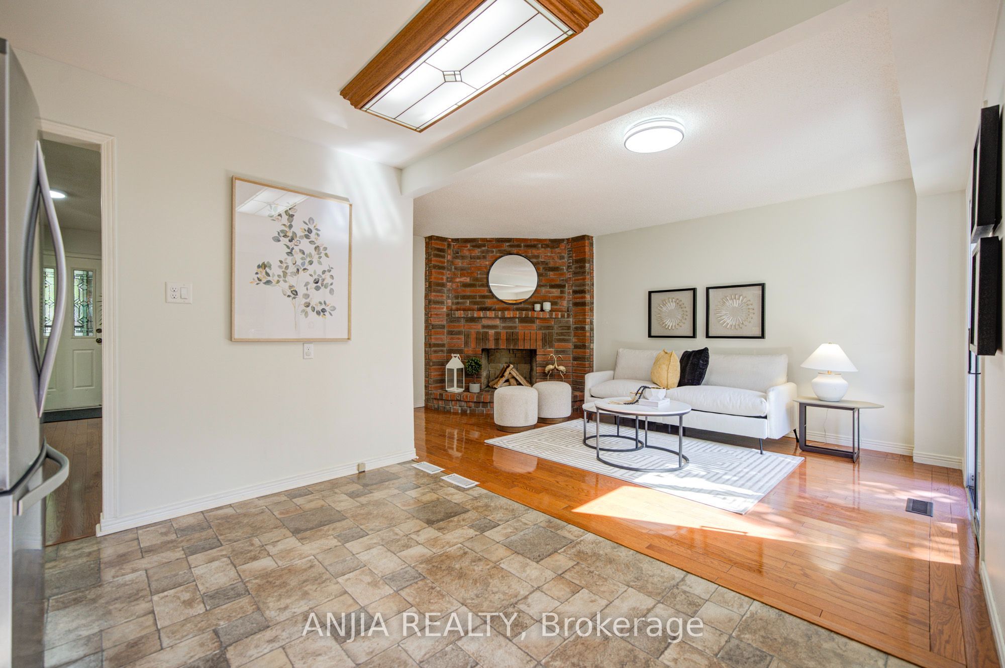 77 Royal Palm Drive, Brampton, ON L6Z 1P2