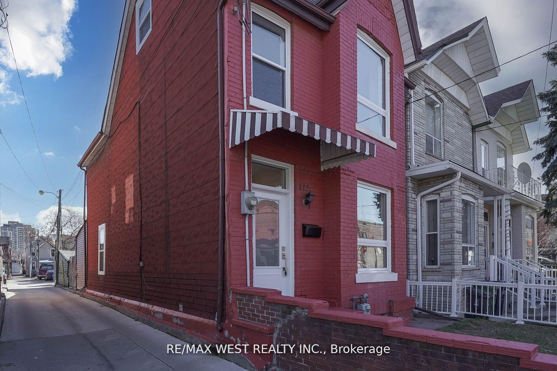 115 Edwin Avenue, Toronto, ON M6P 3Z8 photo 4