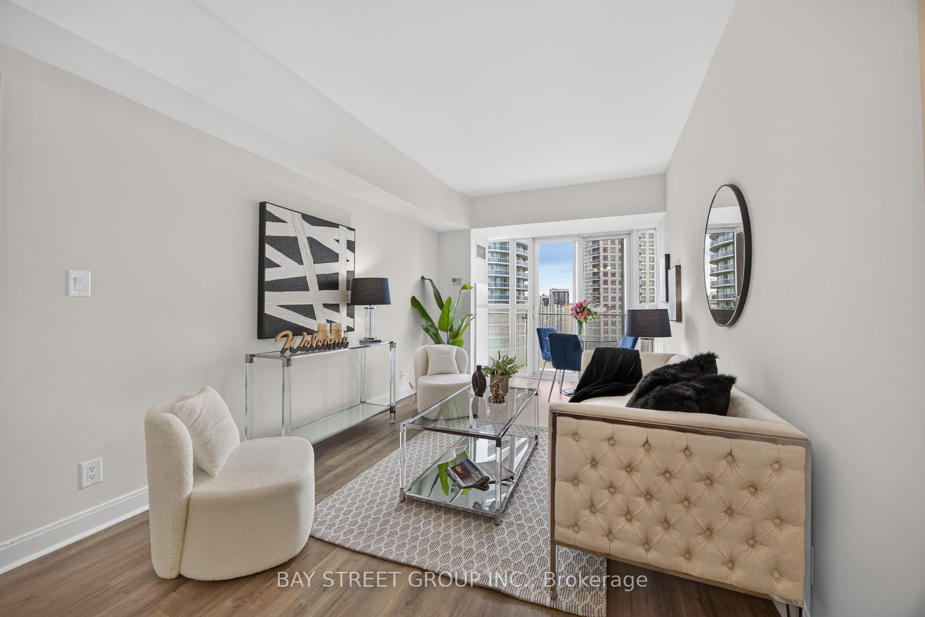 50 Absolute Avenue 1302, Mississauga, ON L4Z 0A9 photo 3