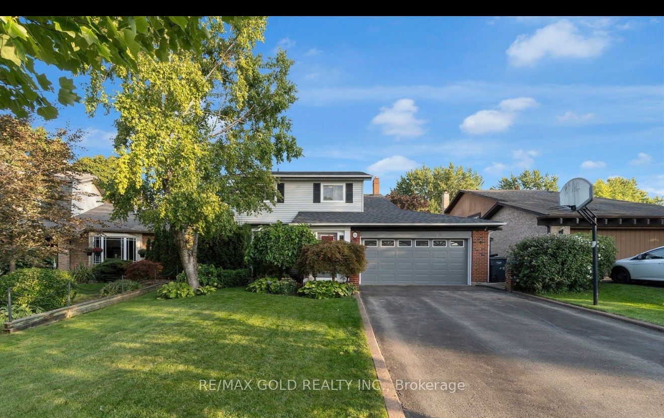 16 Melita Place, Brampton, ON L6S 2Z3