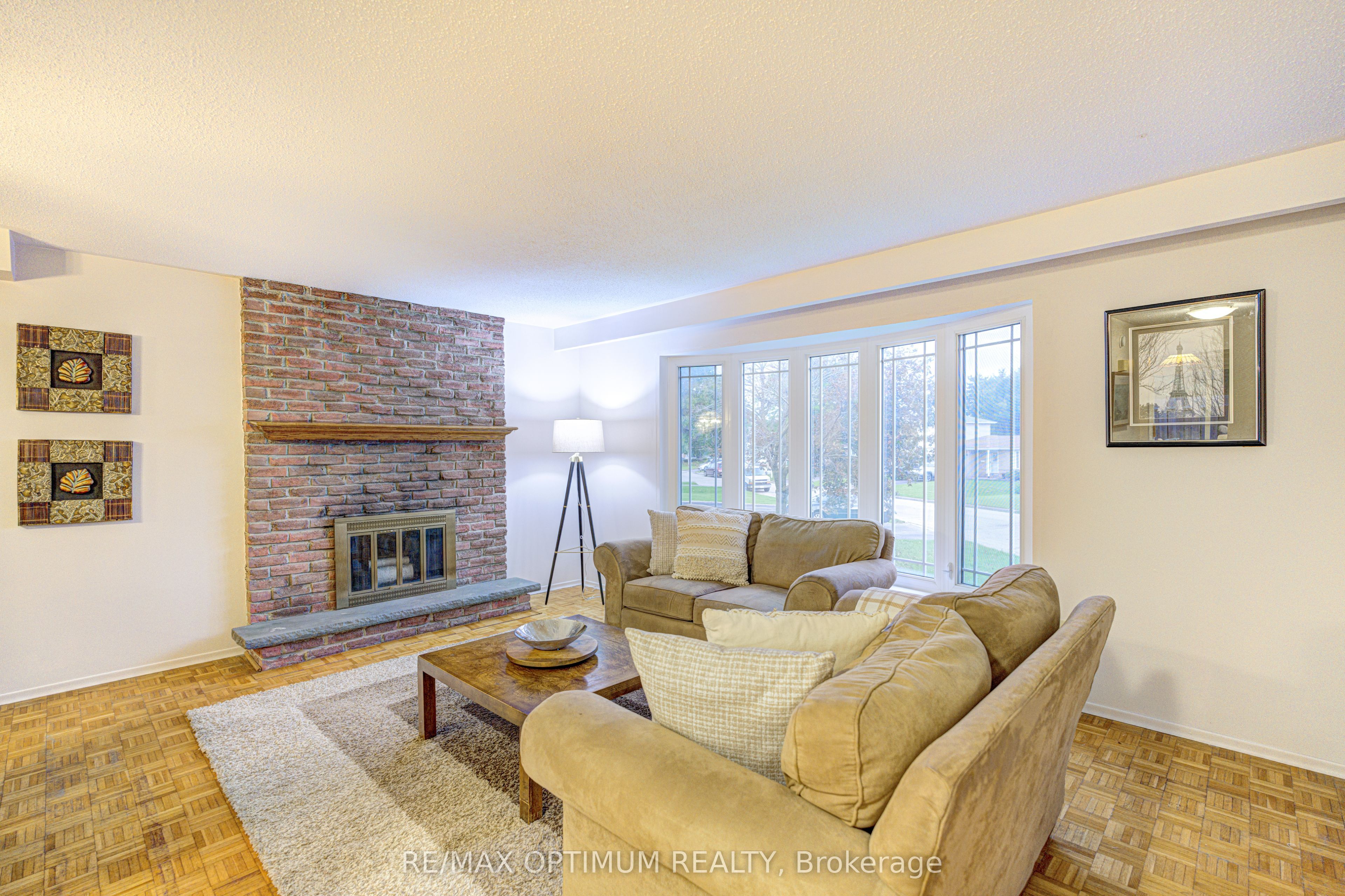 50 Gondola Crescent, Brampton, ON L6S 1W6 photo 5