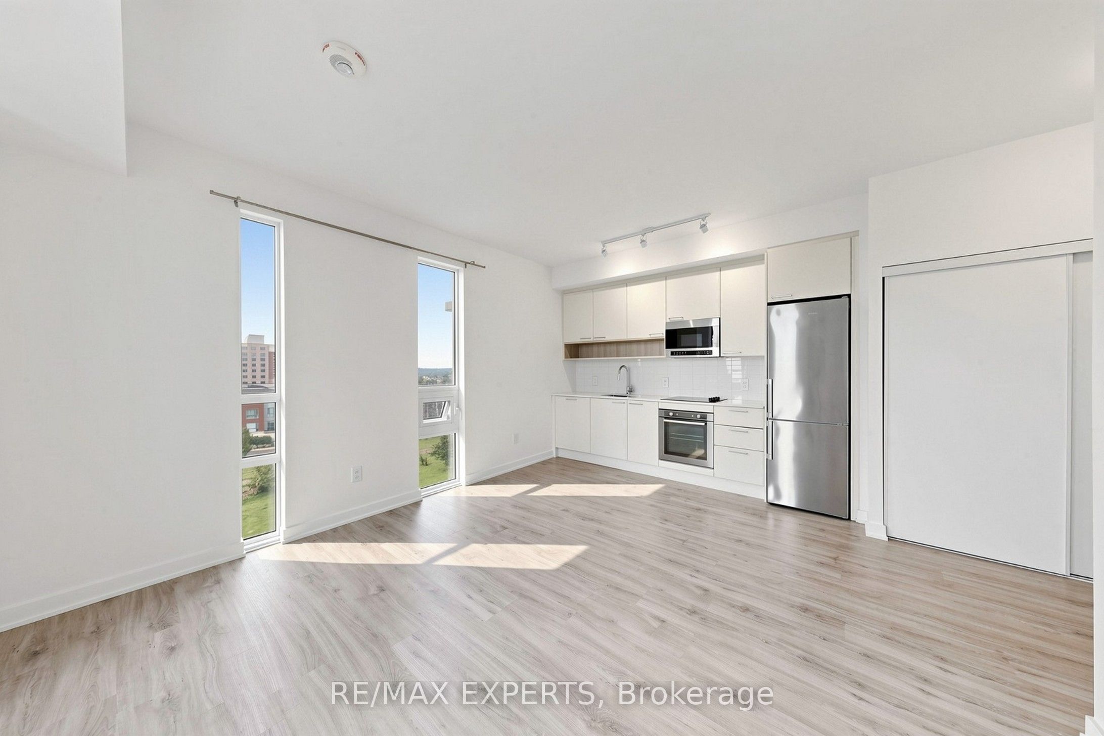 3005 Pine Glen Road 508, Oakville, ON L6M 4C1 photo 4