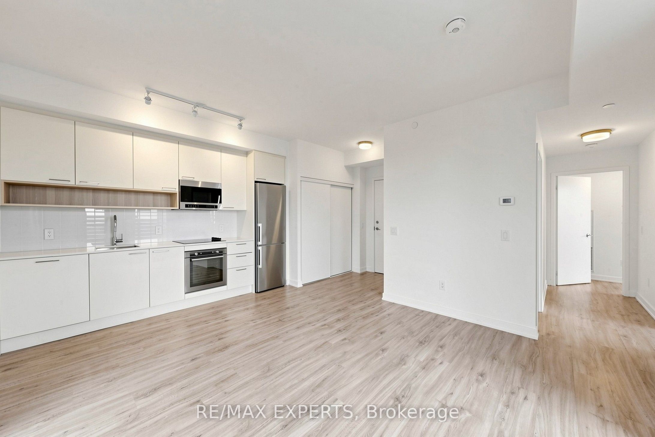 3005 Pine Glen Road 508, Oakville, ON L6M 4C1 photo 5