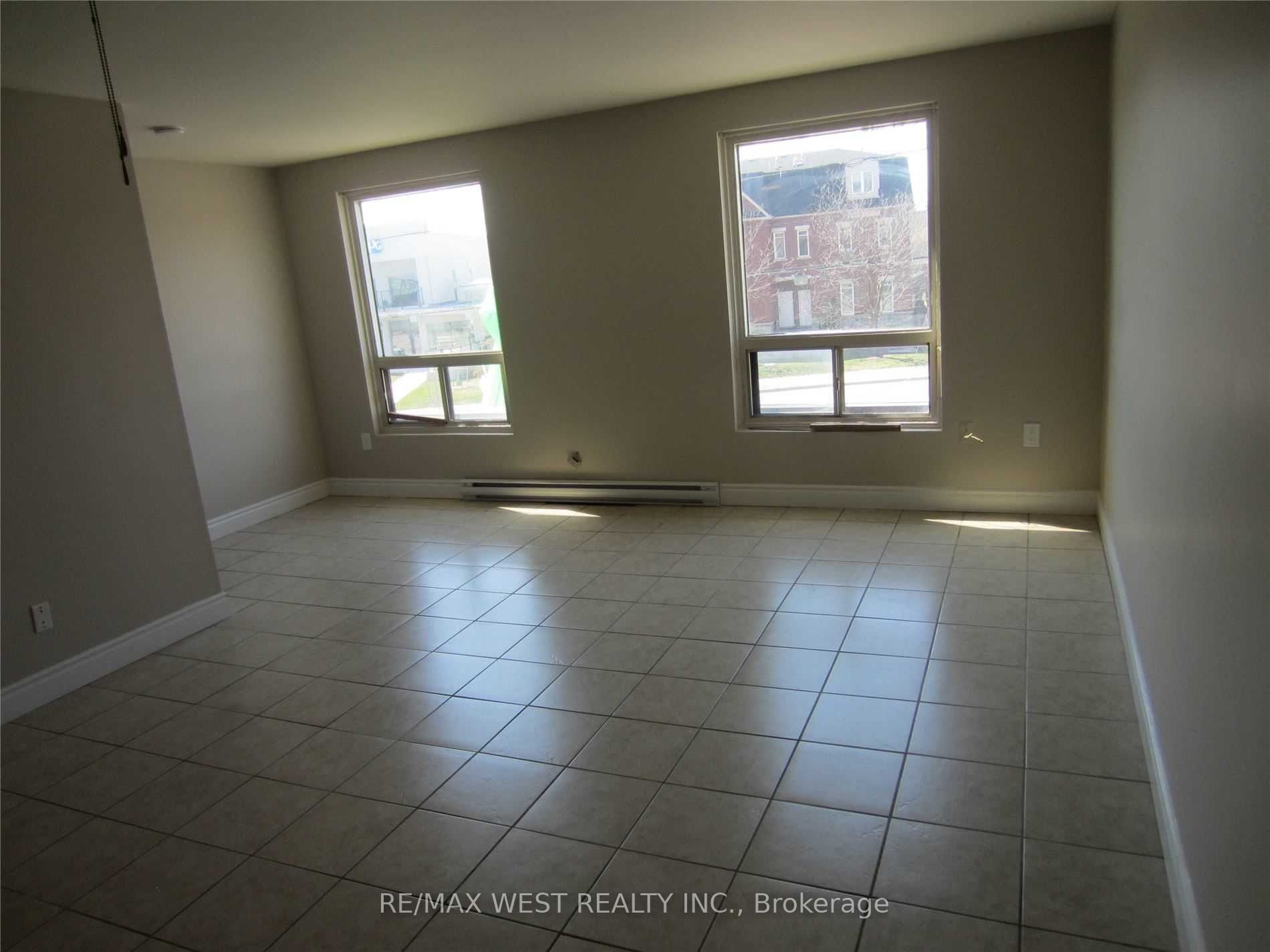 2965 Islington Avenue 7, Toronto, ON M9L 2K8 photo 4