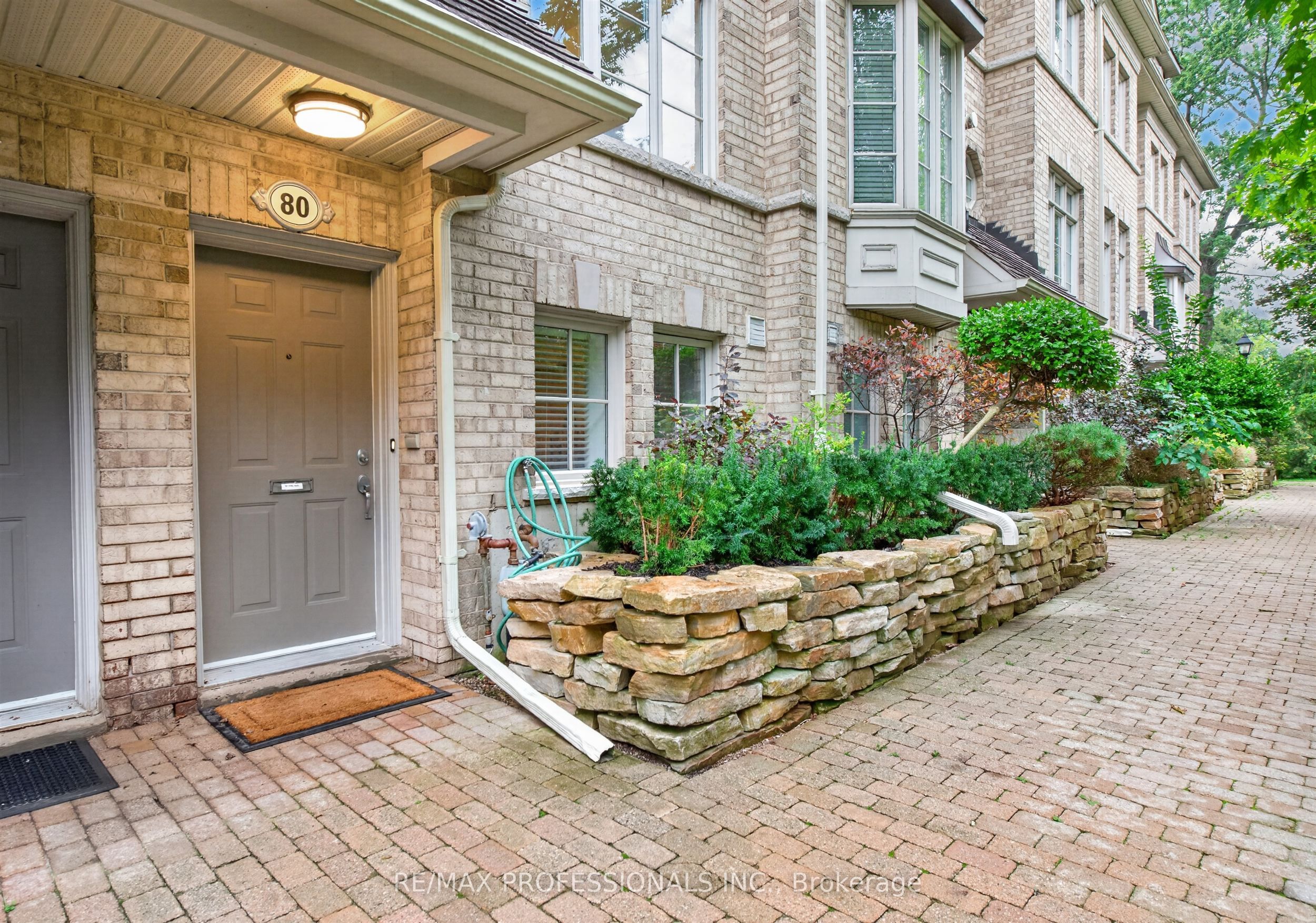 80 Furrow Lane, Toronto, ON M8Z 0A3 photo 2