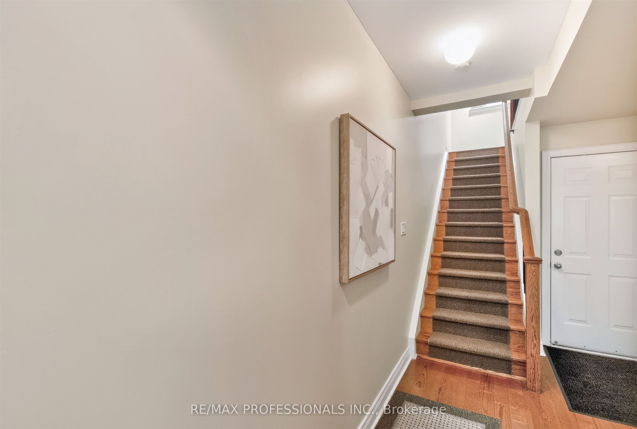80 Furrow Lane, Toronto, ON M8Z 0A3 photo 3
