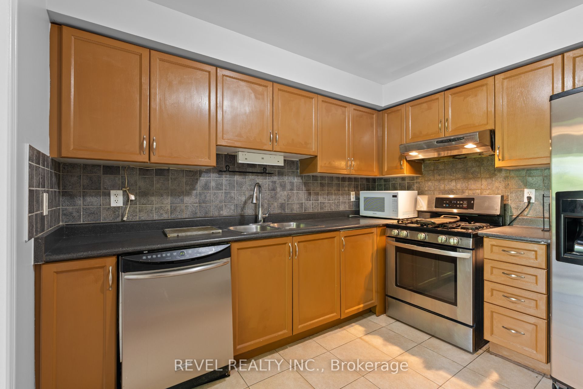 6399 Spinnaker Circle 55, Mississauga, ON L5W 1Z5 photo 5