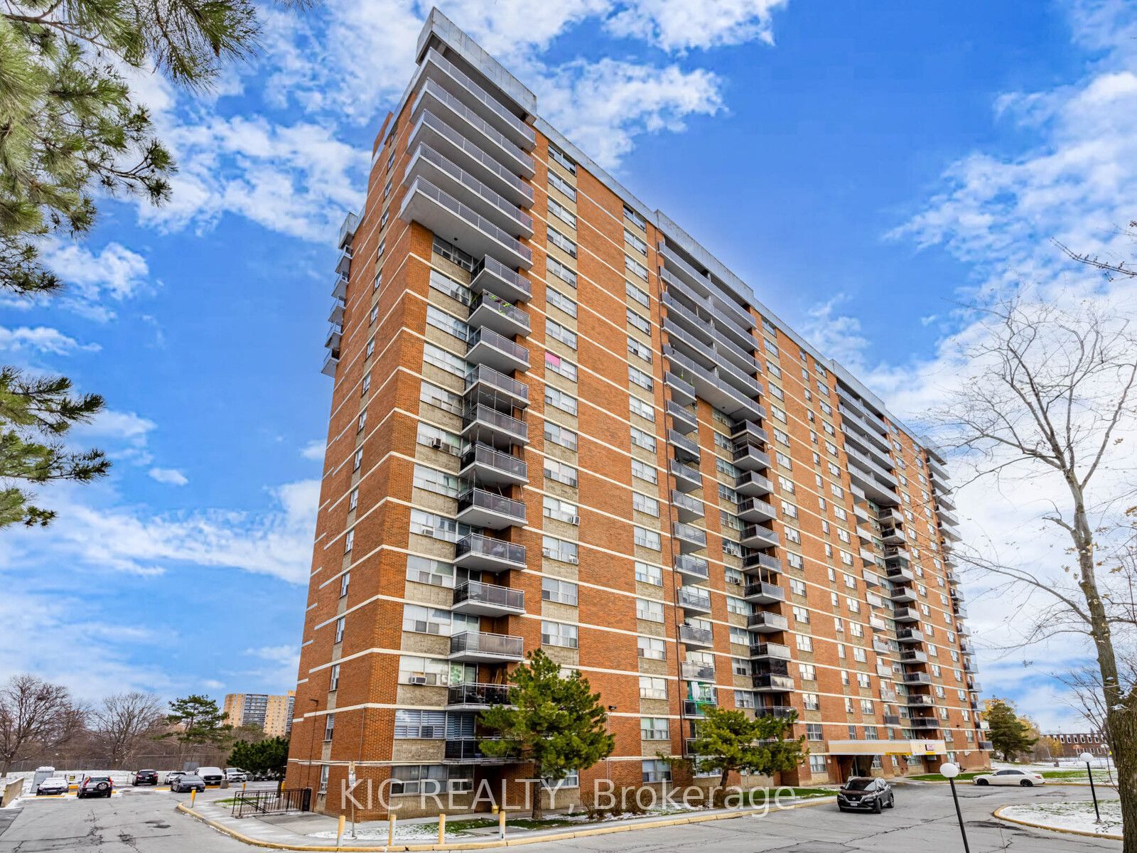 2645 Kipling Avenue 403, Toronto, ON M9V 3S6 photo 2