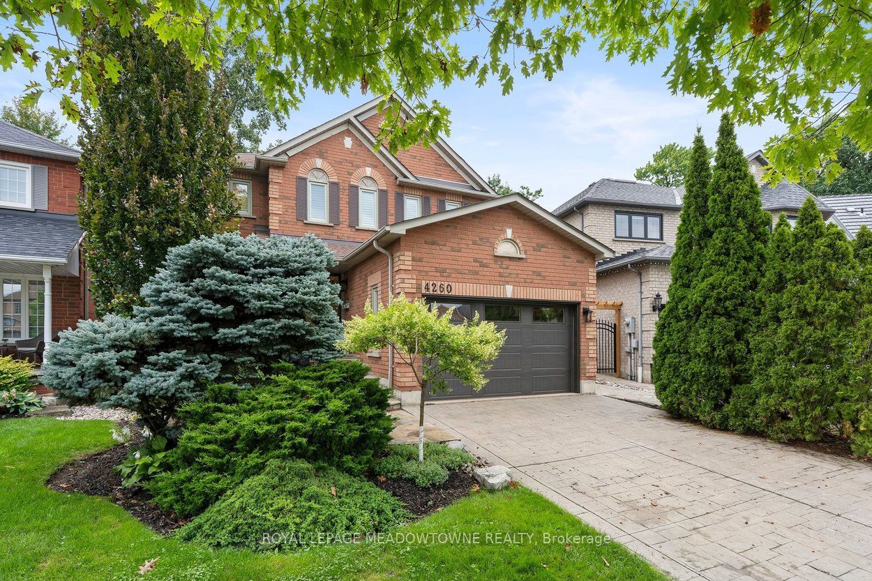 4260 Sagebrush Trail, Mississauga, ON L5C 4S2 photo 2
