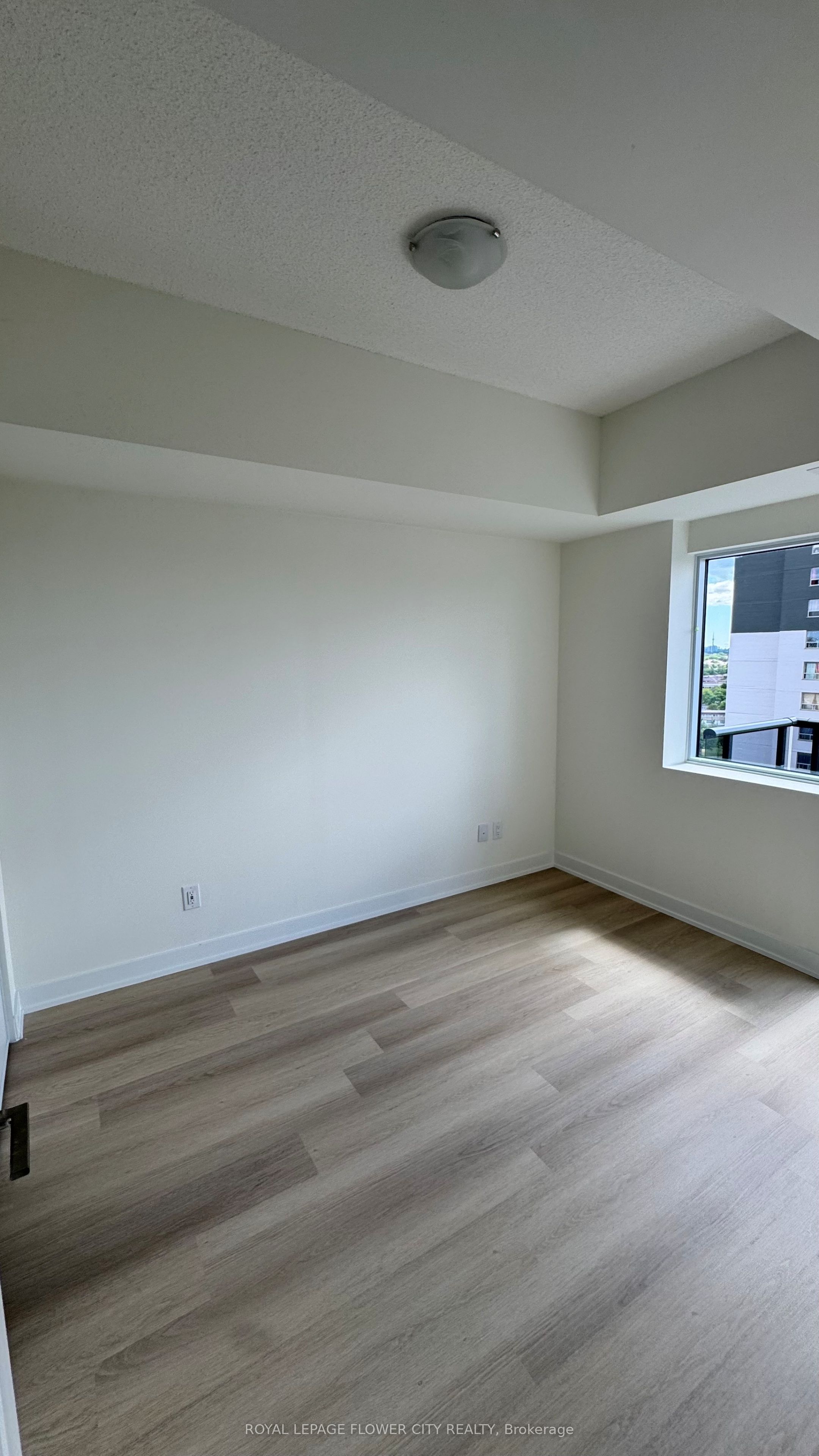 2825 Jane Street 1005, Toronto, ON M3N 2J5 photo 3