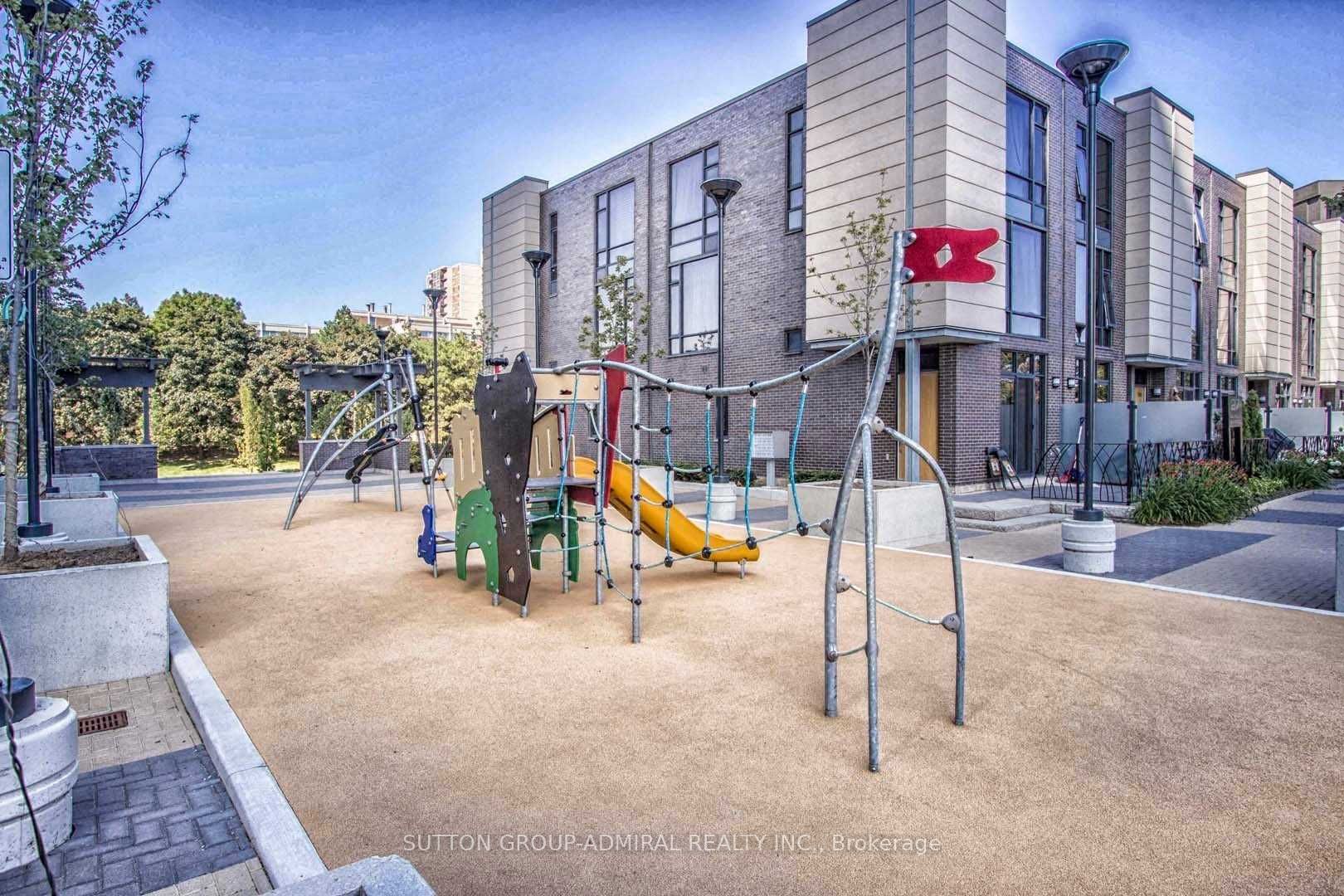 9 Valhalla Inn Road 1511, Toronto, ON M9B 0B2 photo 5