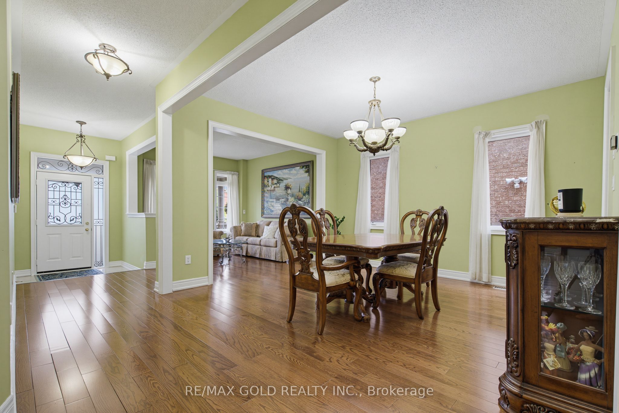 34 Lexington Road, Brampton, ON L6P 2B6 photo 4