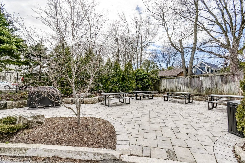 442 Maple Avenue 1005, Burlington, ON L7S 2L7 photo 5