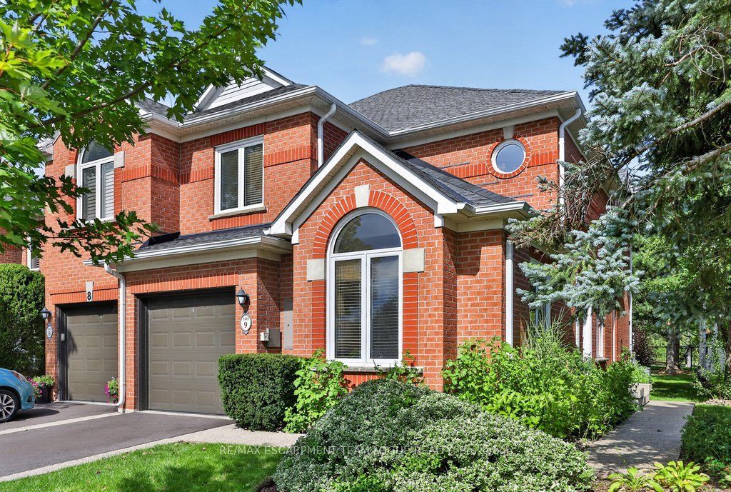 2103 Berwick Drive 9, Burlington, ON L7M 4B7 photo 3