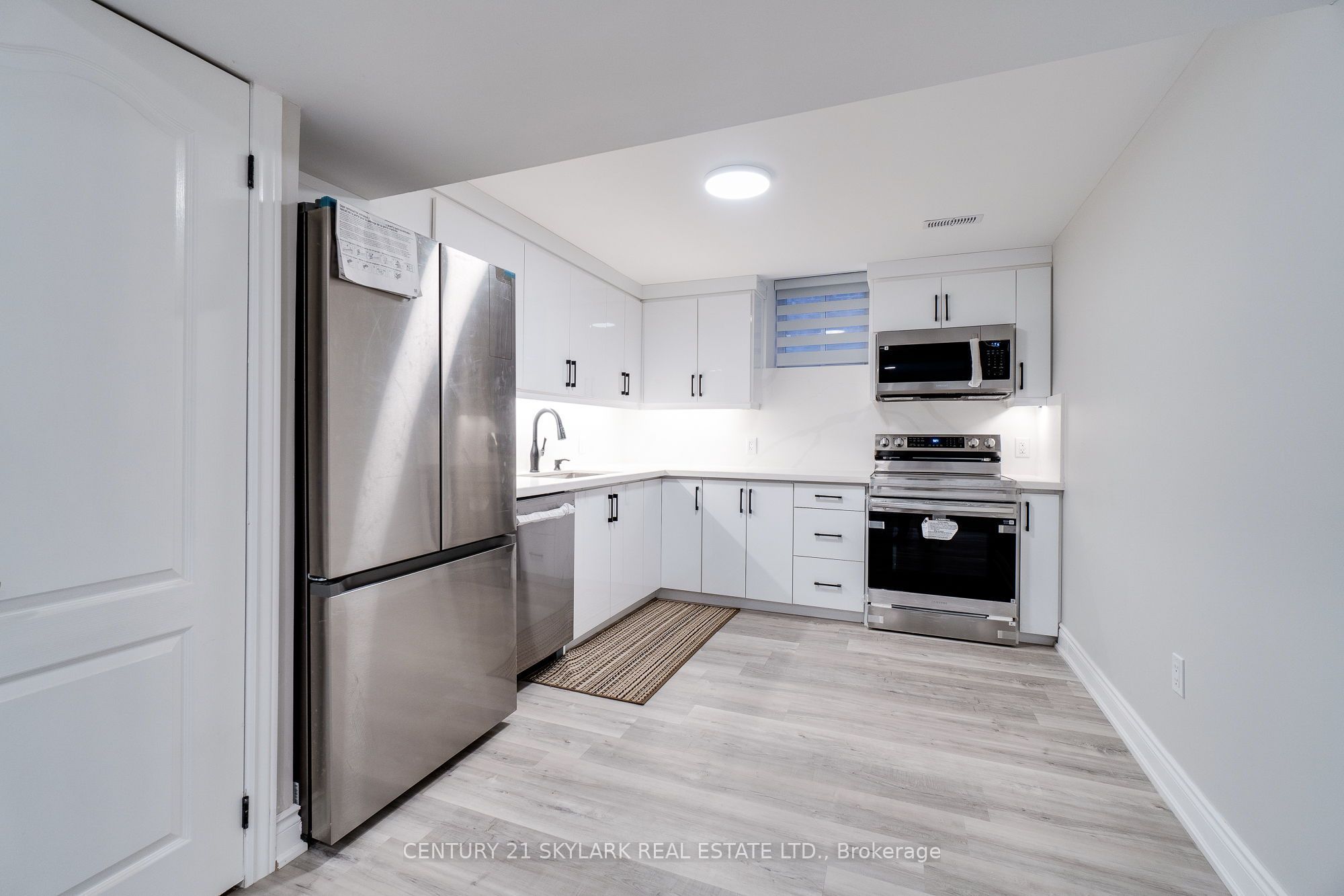 3841 Periwinkle Crescent BSMT, Mississauga, ON L5N 6W8 photo 5