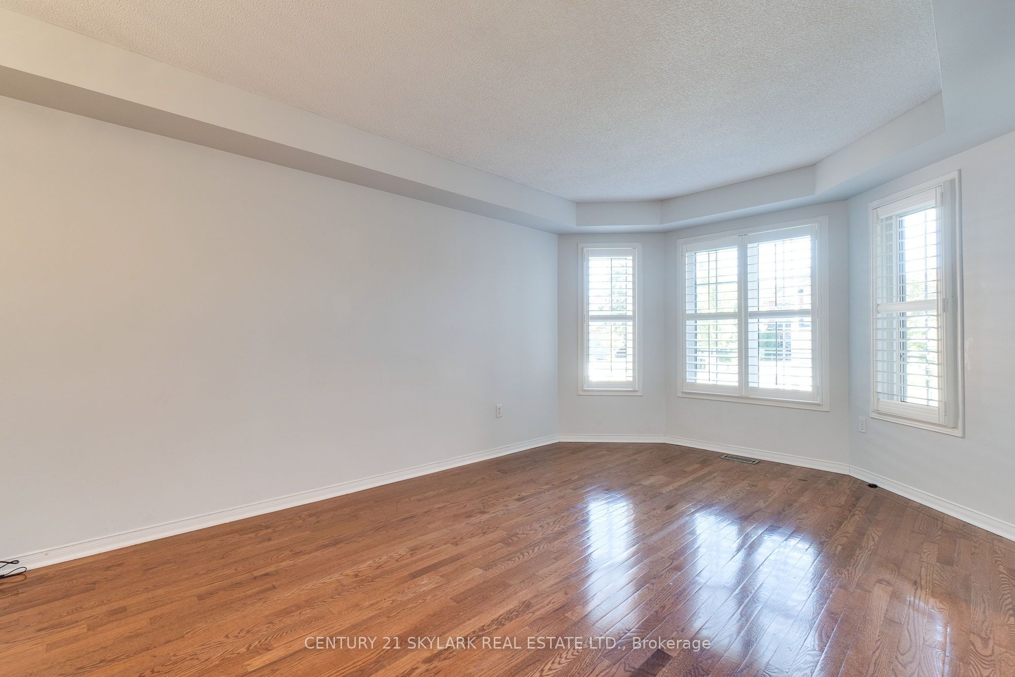 3841 Periwinkle Crescent, Mississauga, ON L5N 6W8 photo 5