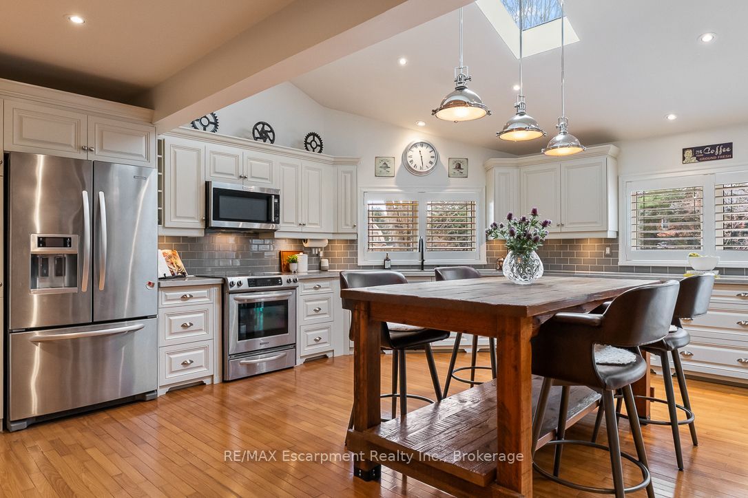 24 Birbank Drive, Oakville, ON L6J 4Y9 photo 4