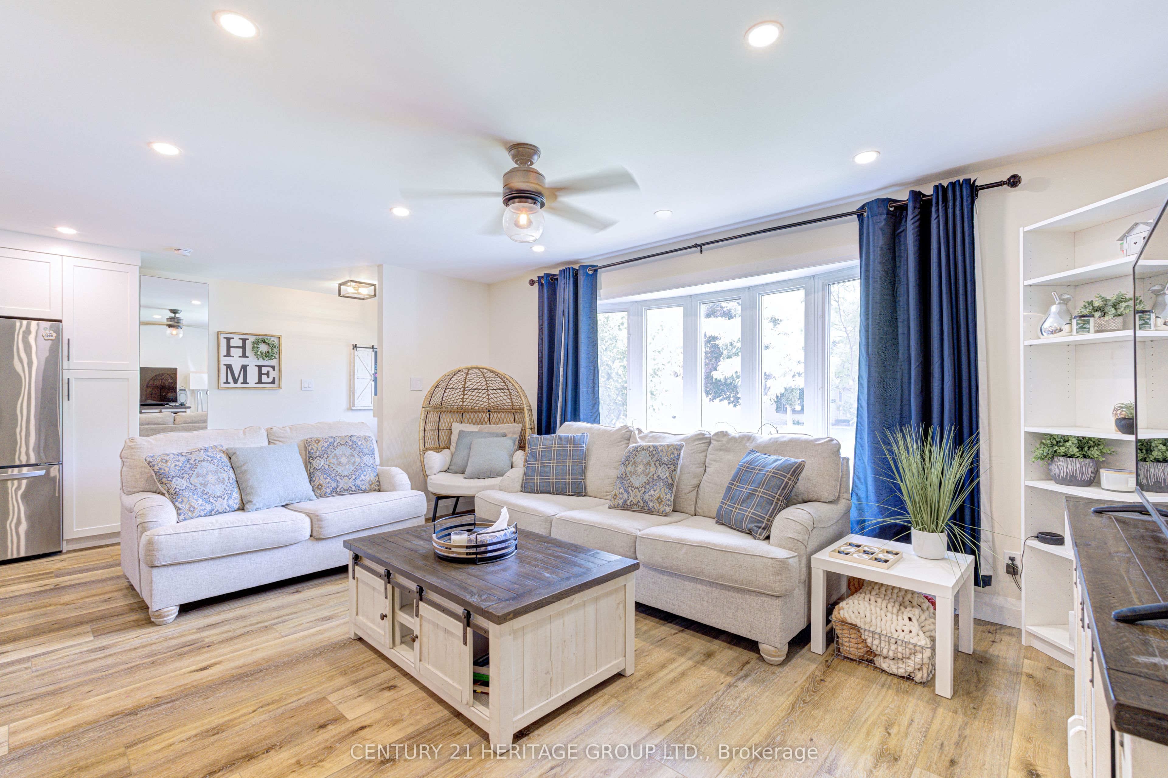 2379 Duncaster Drive, Burlington, ON L7P 3V9 photo 5