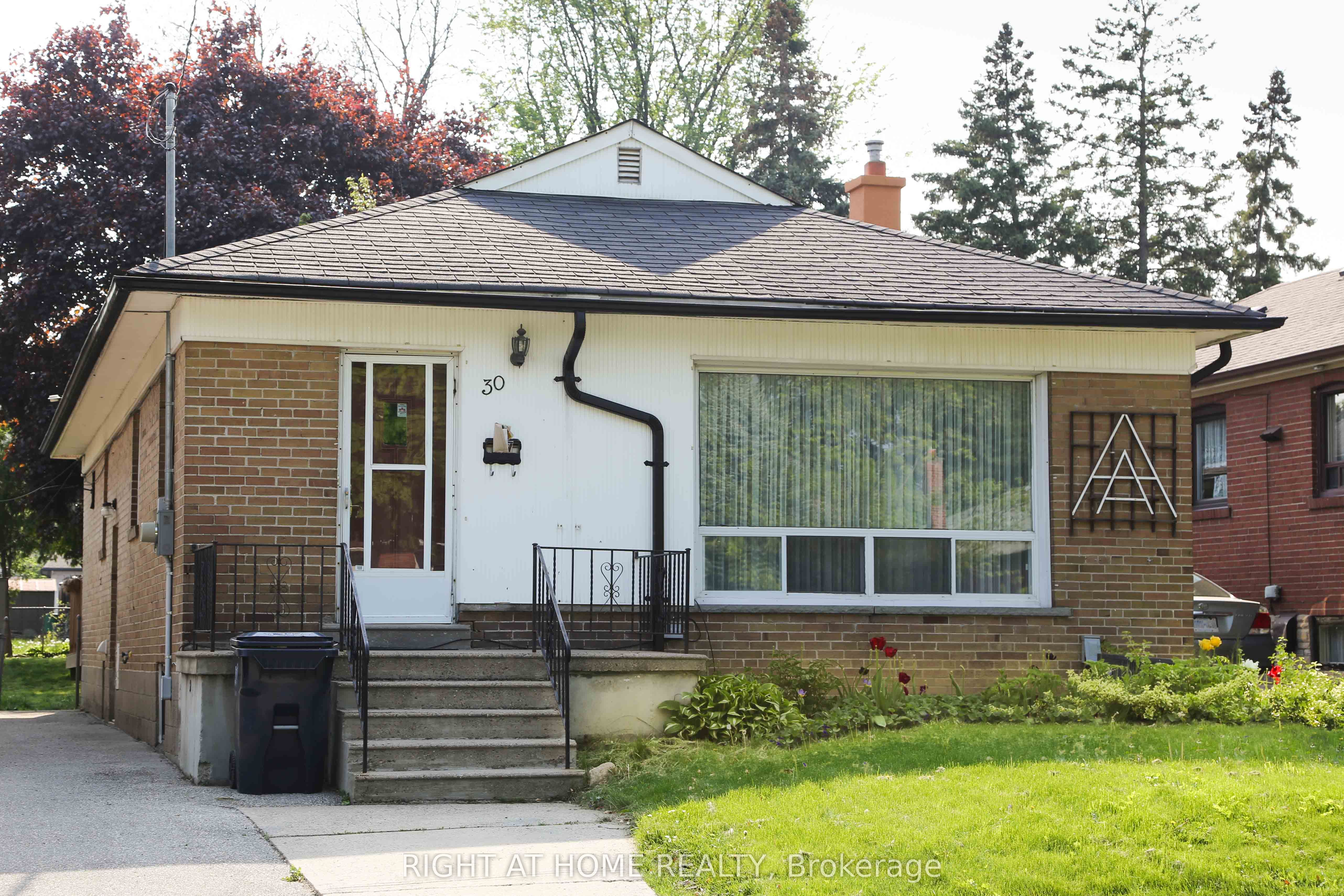 30 Northampton Drive BSMT, Toronto, ON M9B 4S6