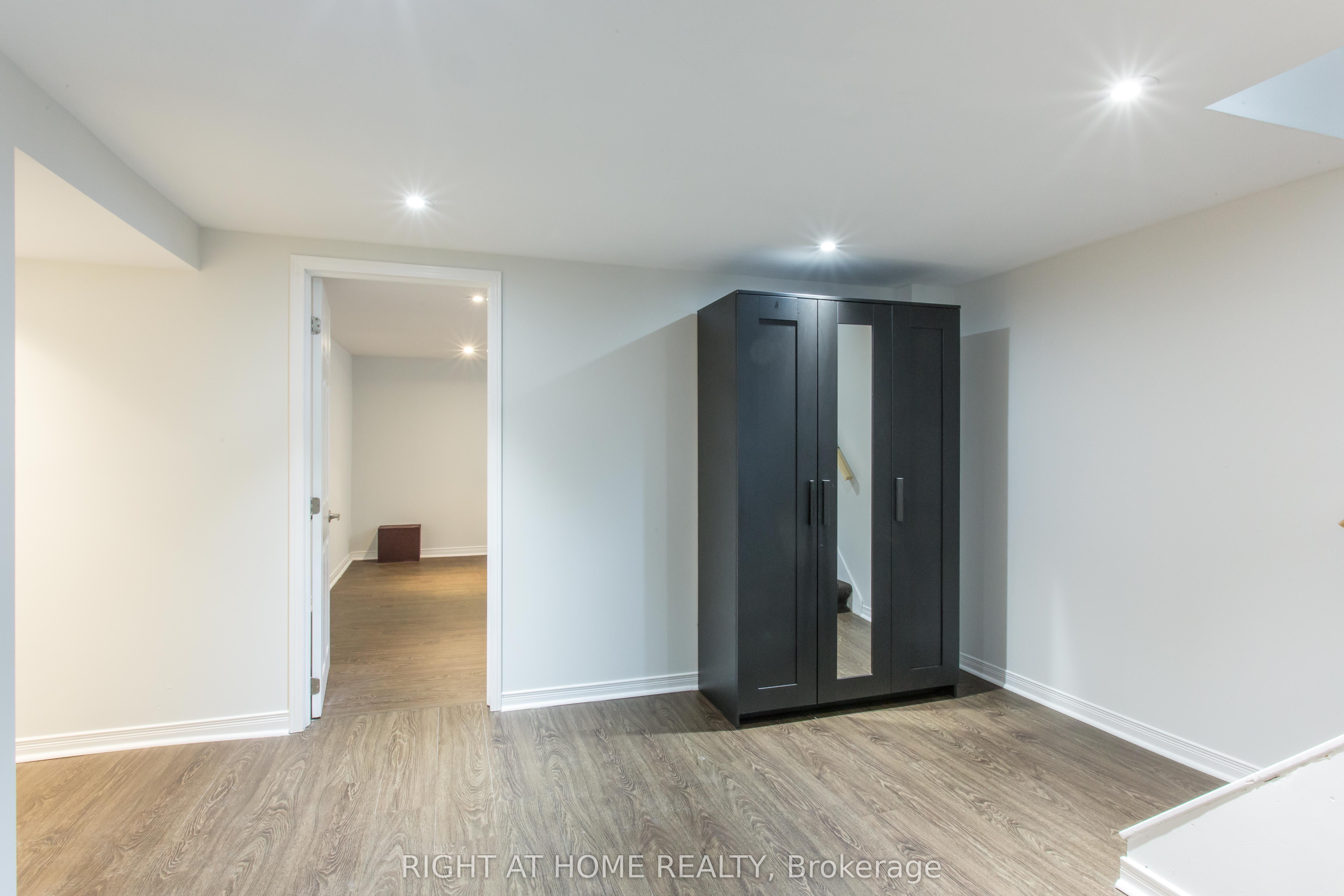 30 Northampton Drive BSMT, Toronto, ON M9B 4S6 photo 3