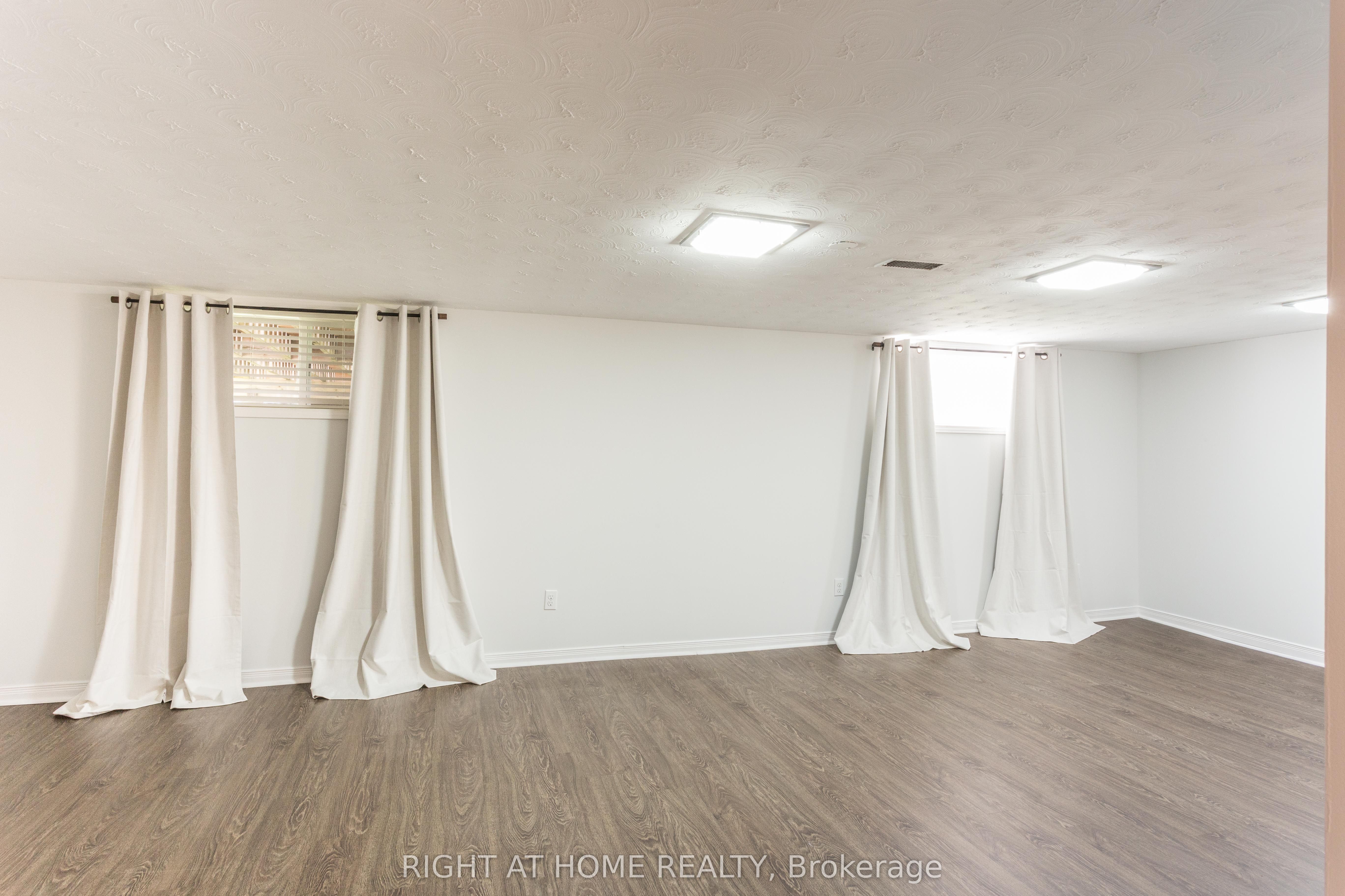 30 Northampton Drive BSMT, Toronto, ON M9B 4S6 photo 5