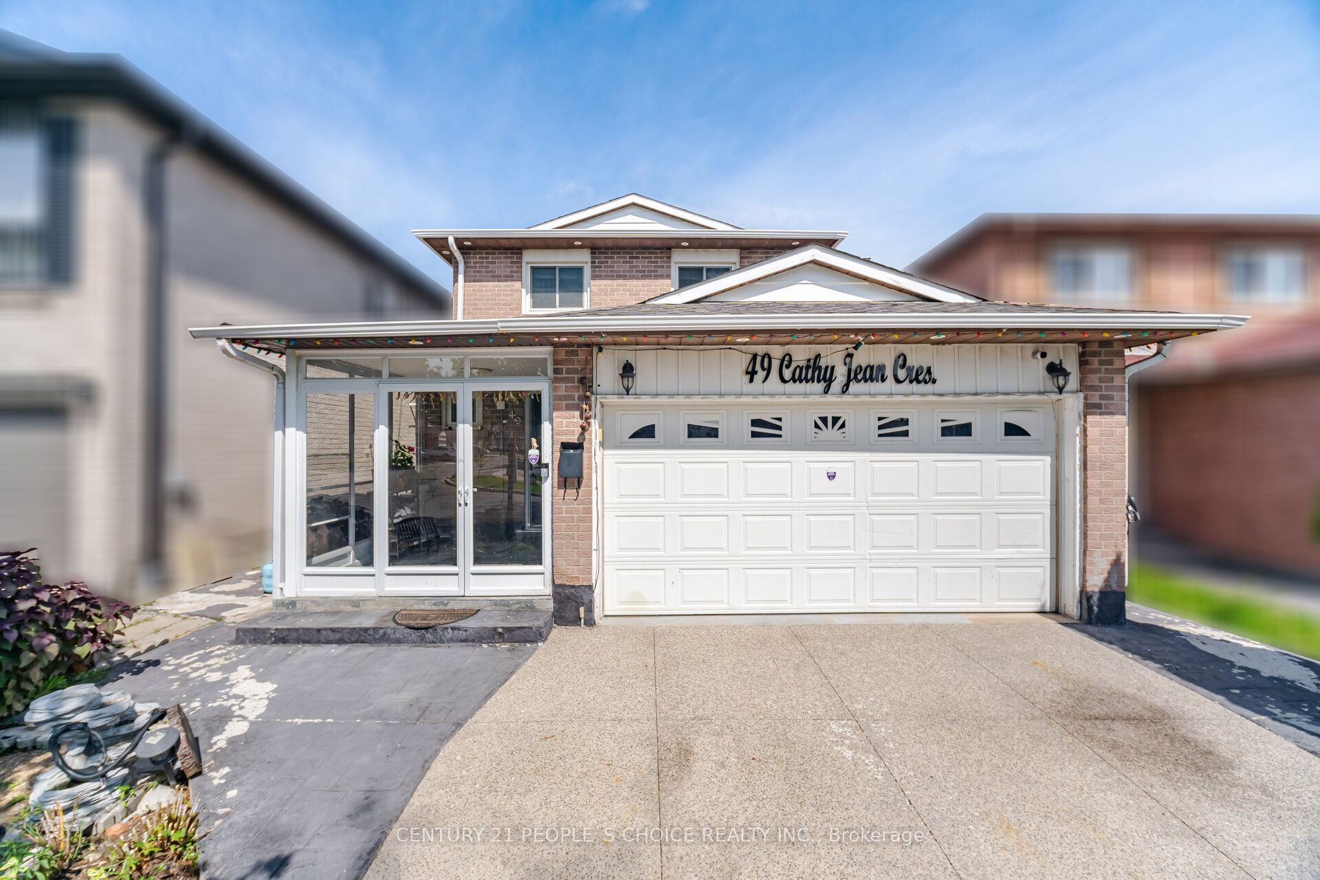 49 Cathy Jean Crescent, Toronto, ON M9V 4T2 photo 3