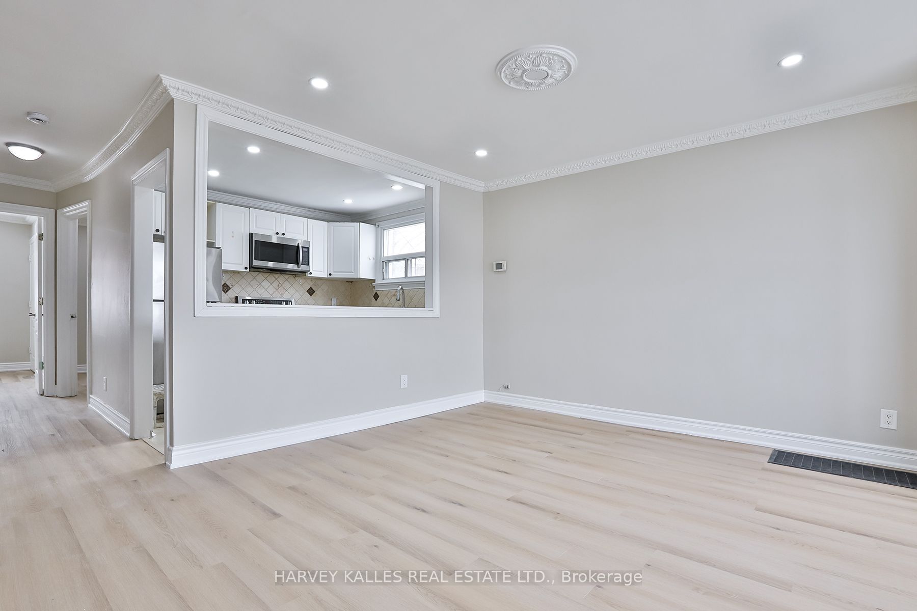 1239 Jane Street, Toronto, ON M6M 4X9 photo 4