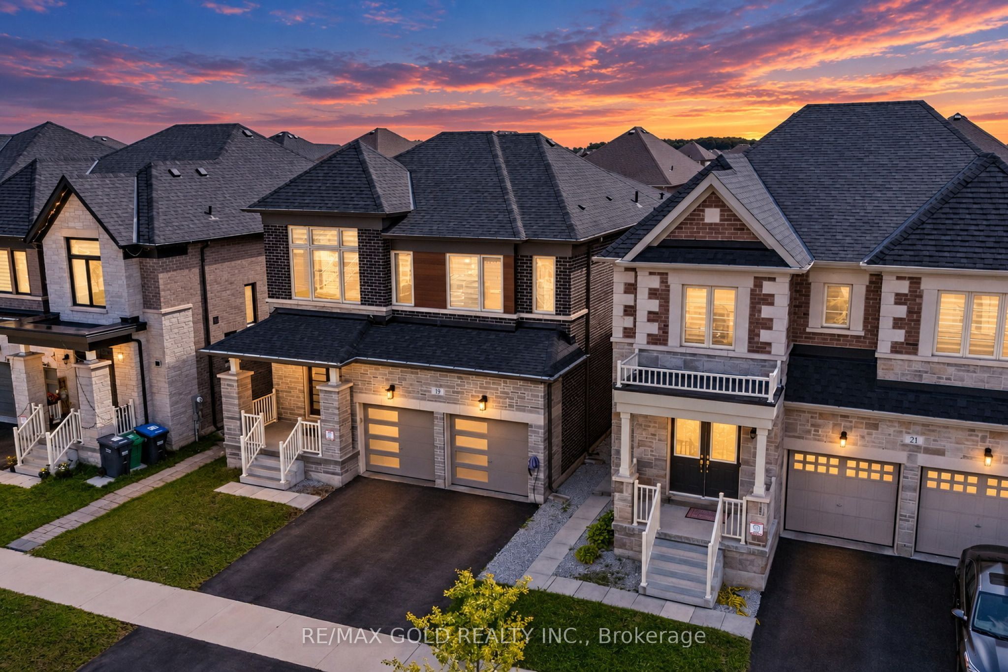 19 Trellanock Road, Brampton, ON L6Y 6K8 photo 2