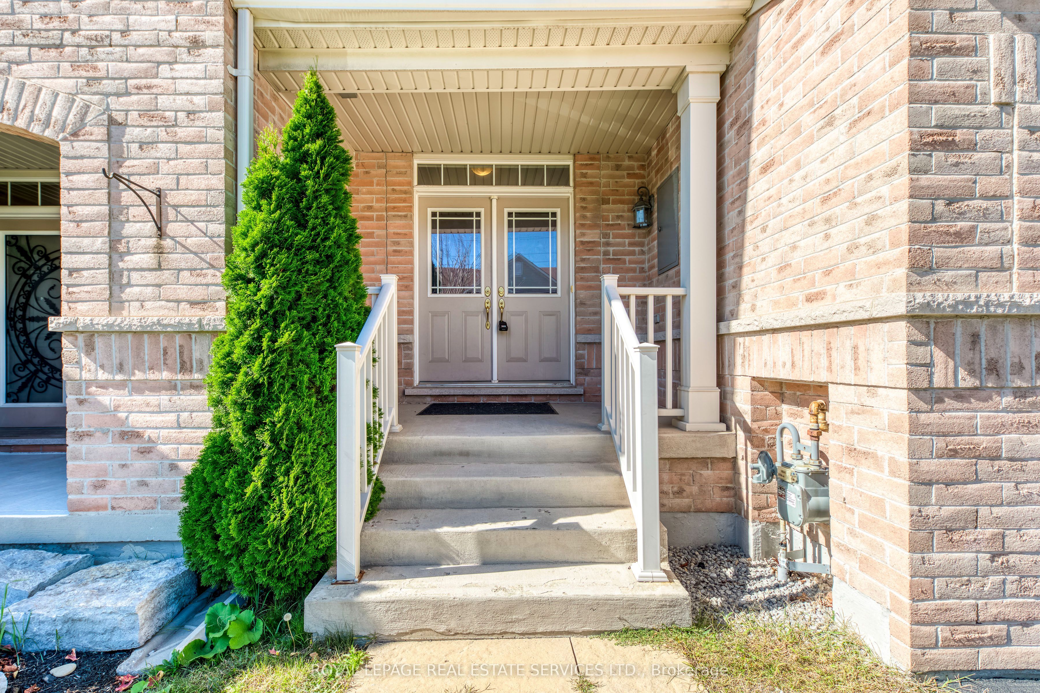2019 Trawden Way 24, Oakville, ON L6M 0M3 photo 4