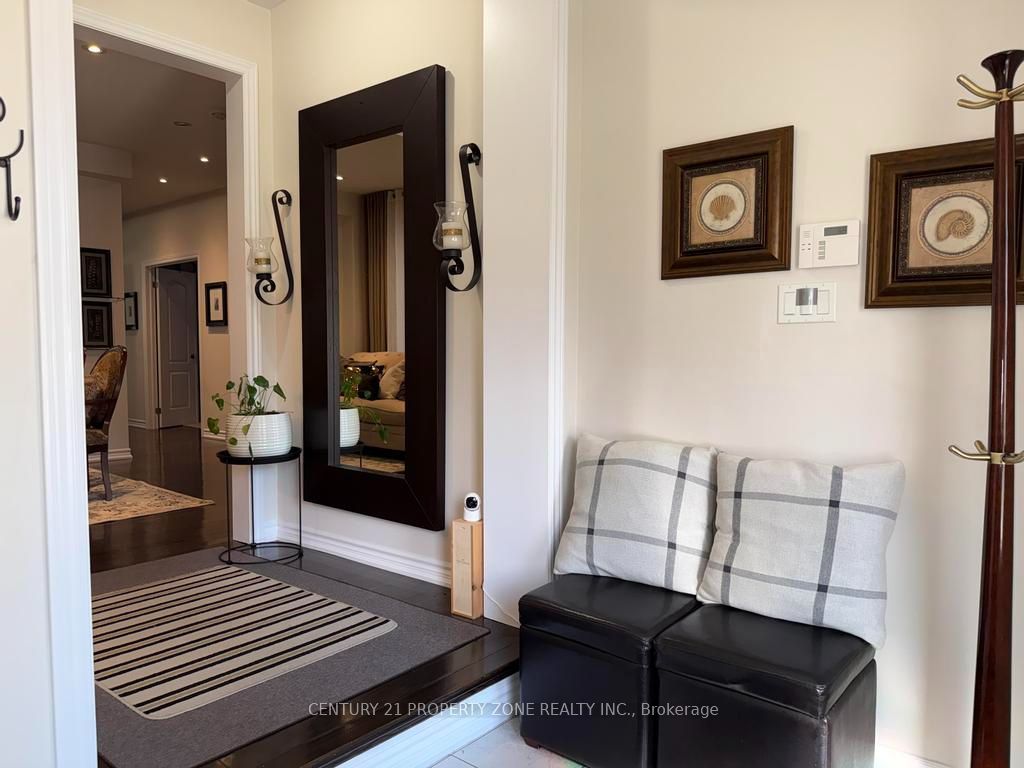 123 Upper Canada Court, Halton Hills, ON L7G 0L3 photo 4
