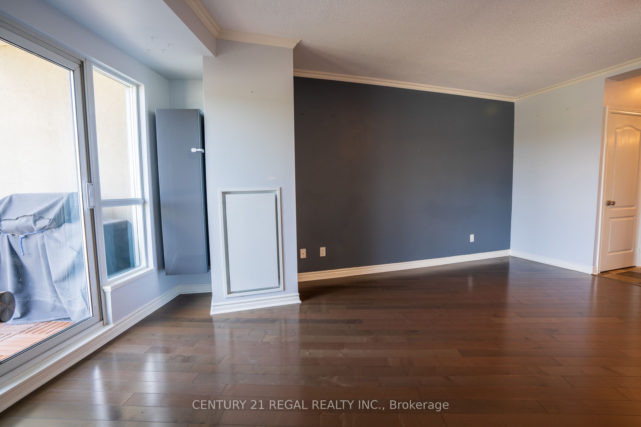 2111 Lake Shore Blvd Boulevard W 709, Toronto, ON M8V 4B2 photo 5