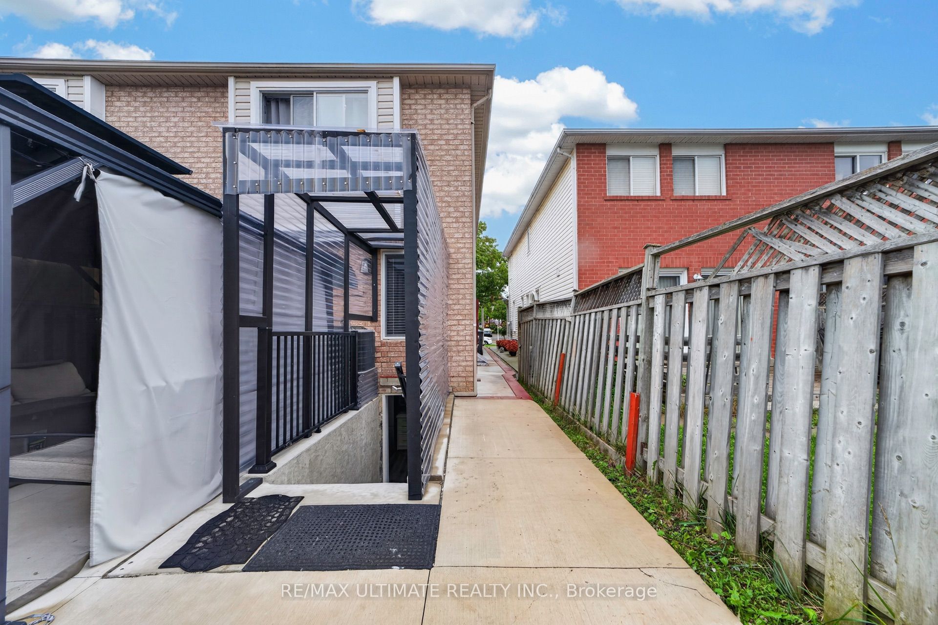 82 Yellow Brick Road, Brampton, ON L6V 4L1 photo 4