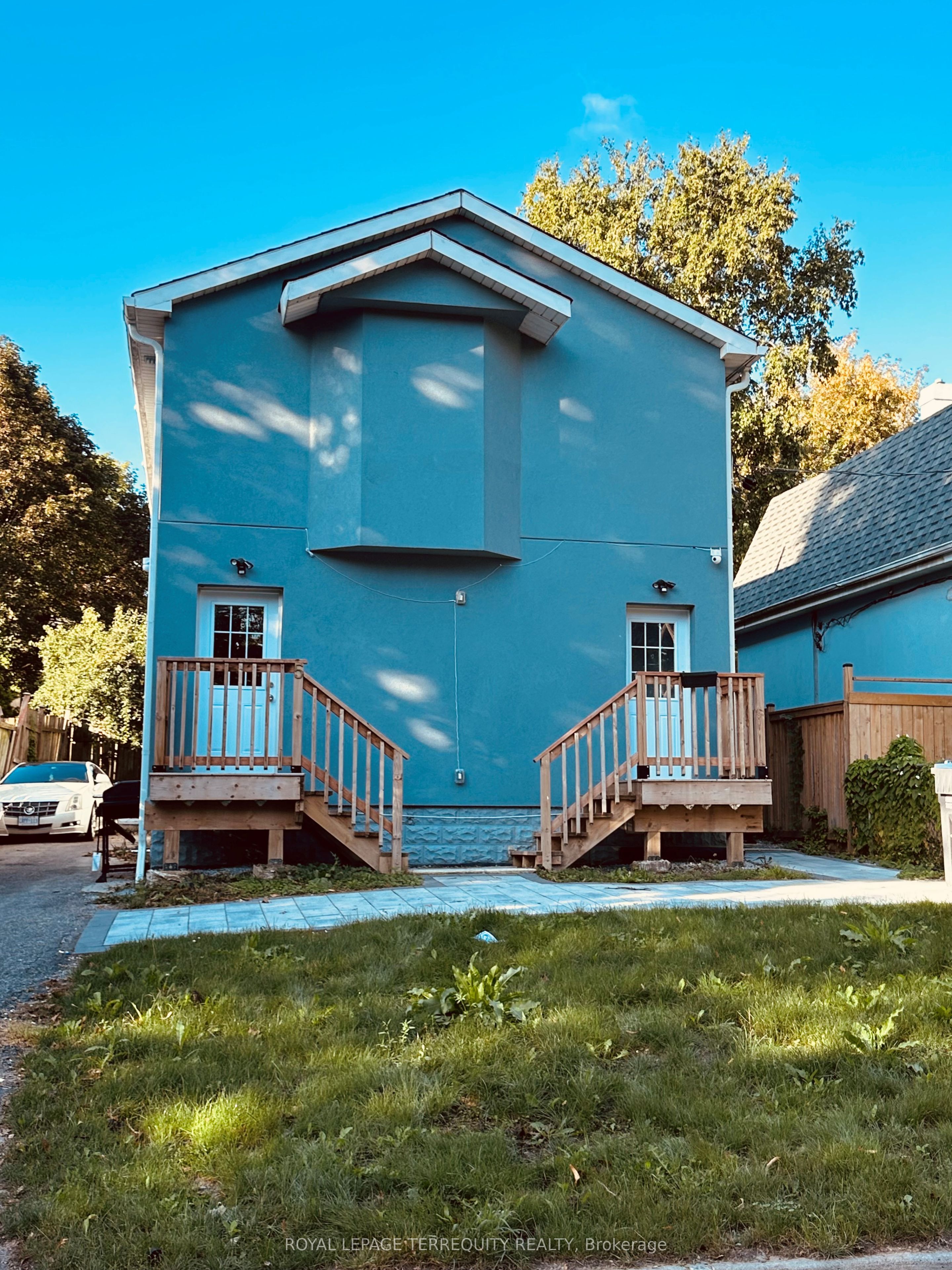 5 Lowes Avenue 1, 2, & 3, Brampton, ON L6X 1R8