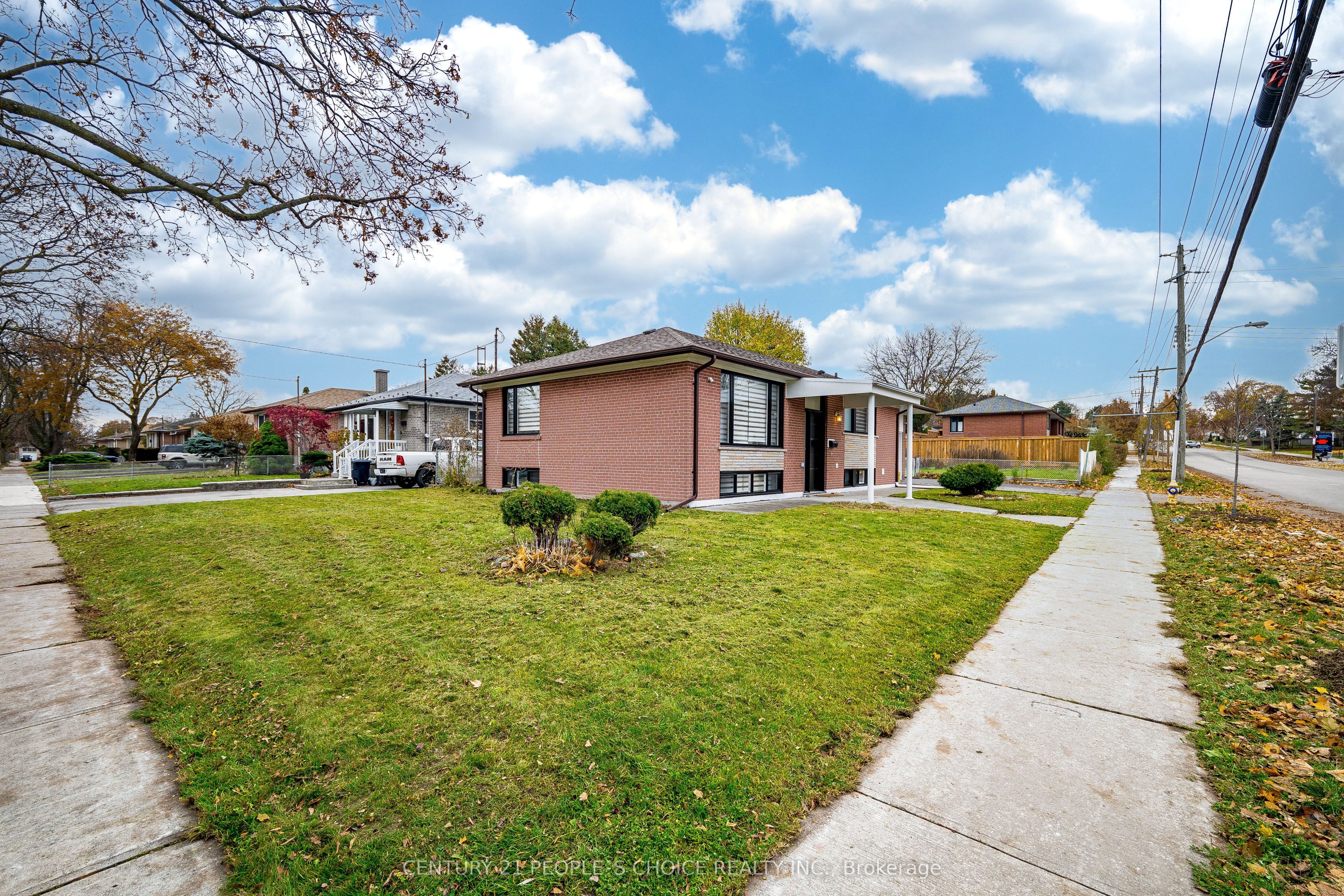 89 Thistle Down Boulevard BSMT, Toronto, ON M9V 1J3 photo 5