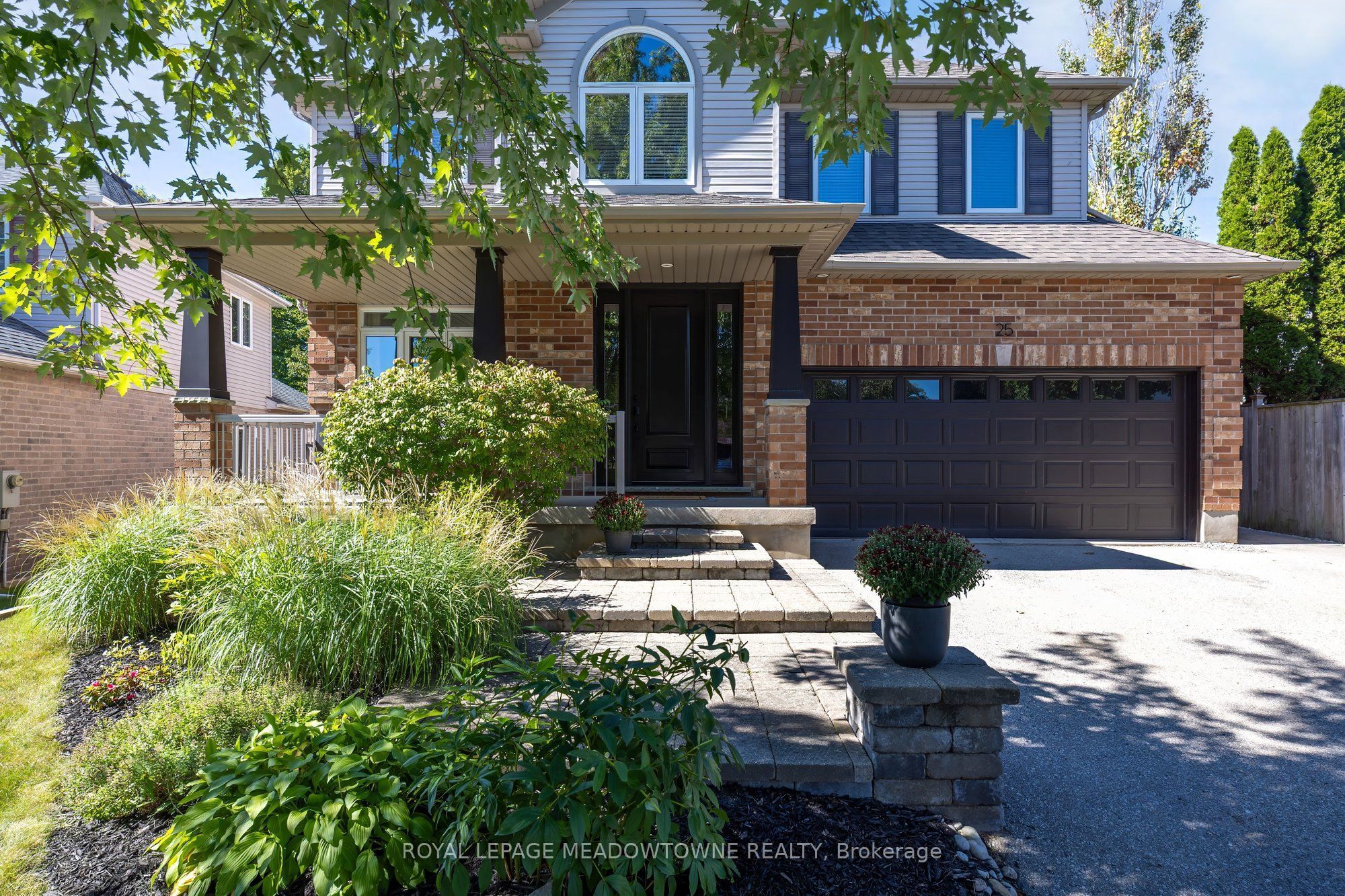 25 Salmon Way, Halton Hills, ON L7J 3B3 photo 4
