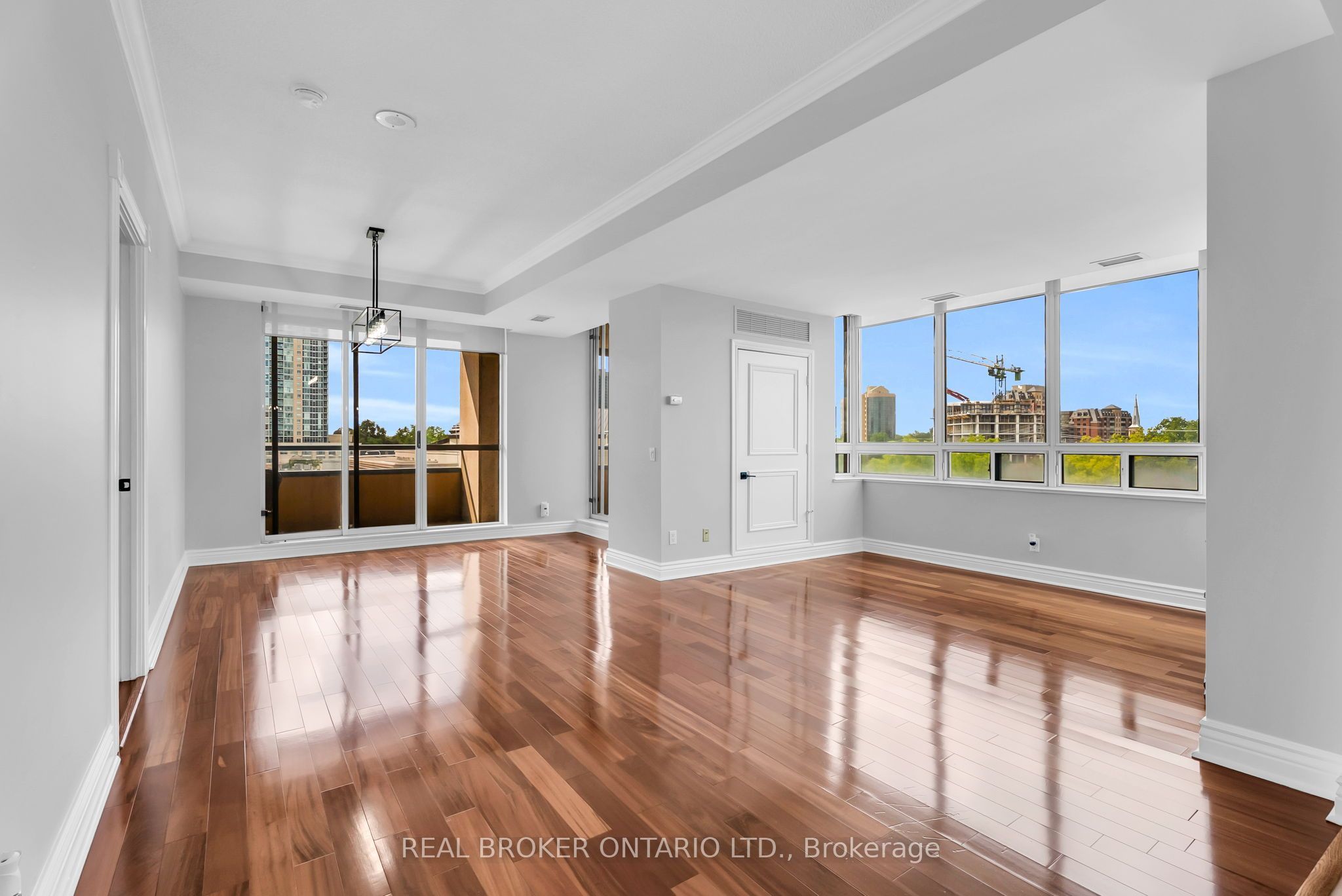 1 Belvedere Court 405, Brampton, ON L6V 4M6