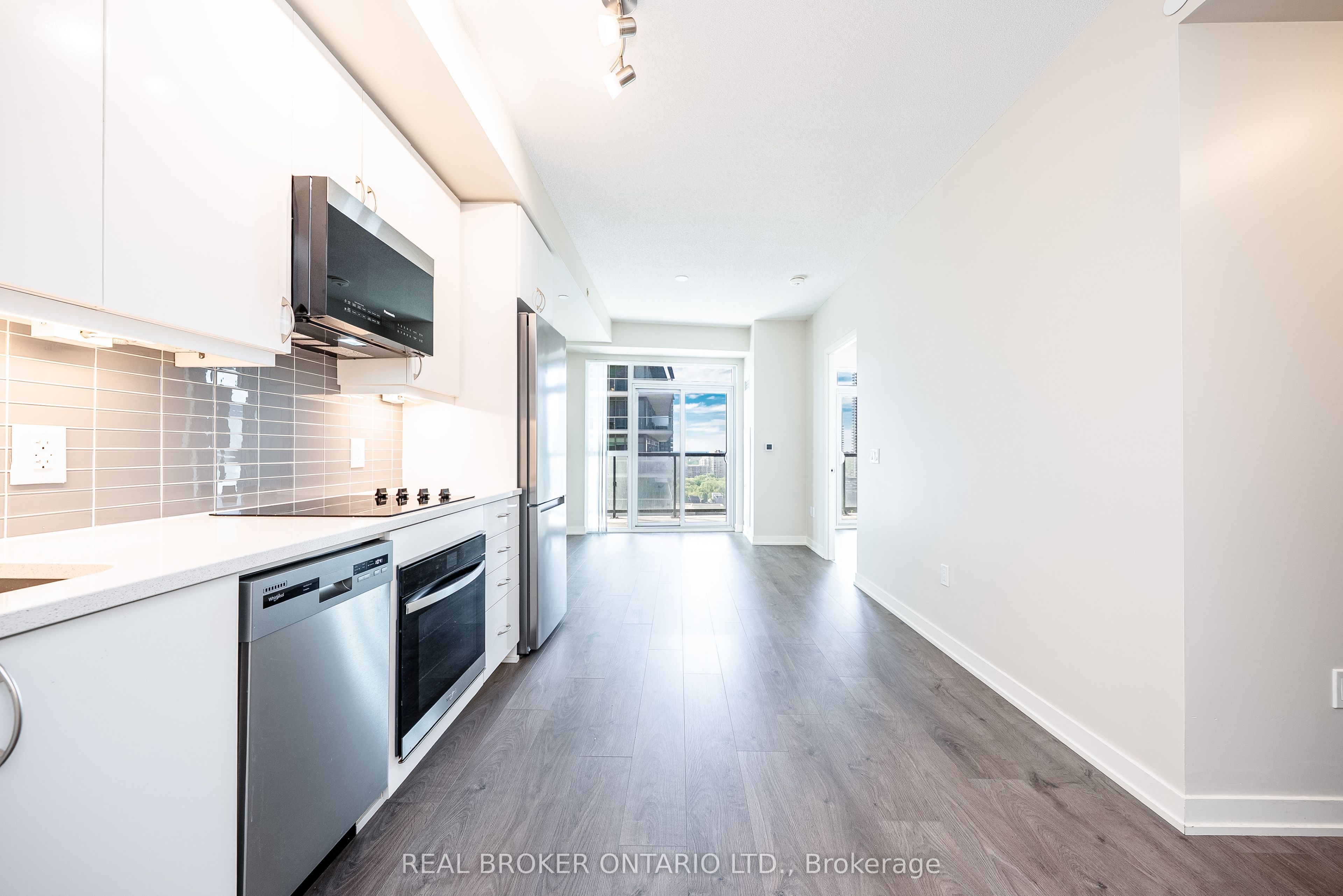 38 Annie Craig Drive 1707, Toronto, ON M8V 0G9 photo 5