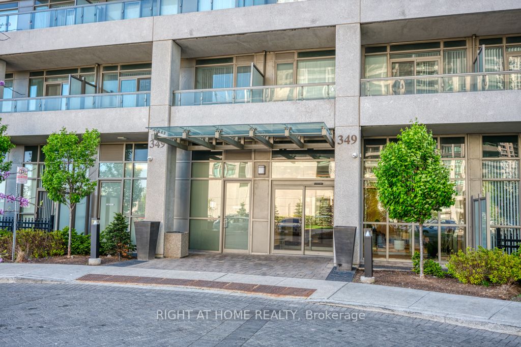 349 Rathburn Road W 2310, Mississauga, ON L5B 0G9