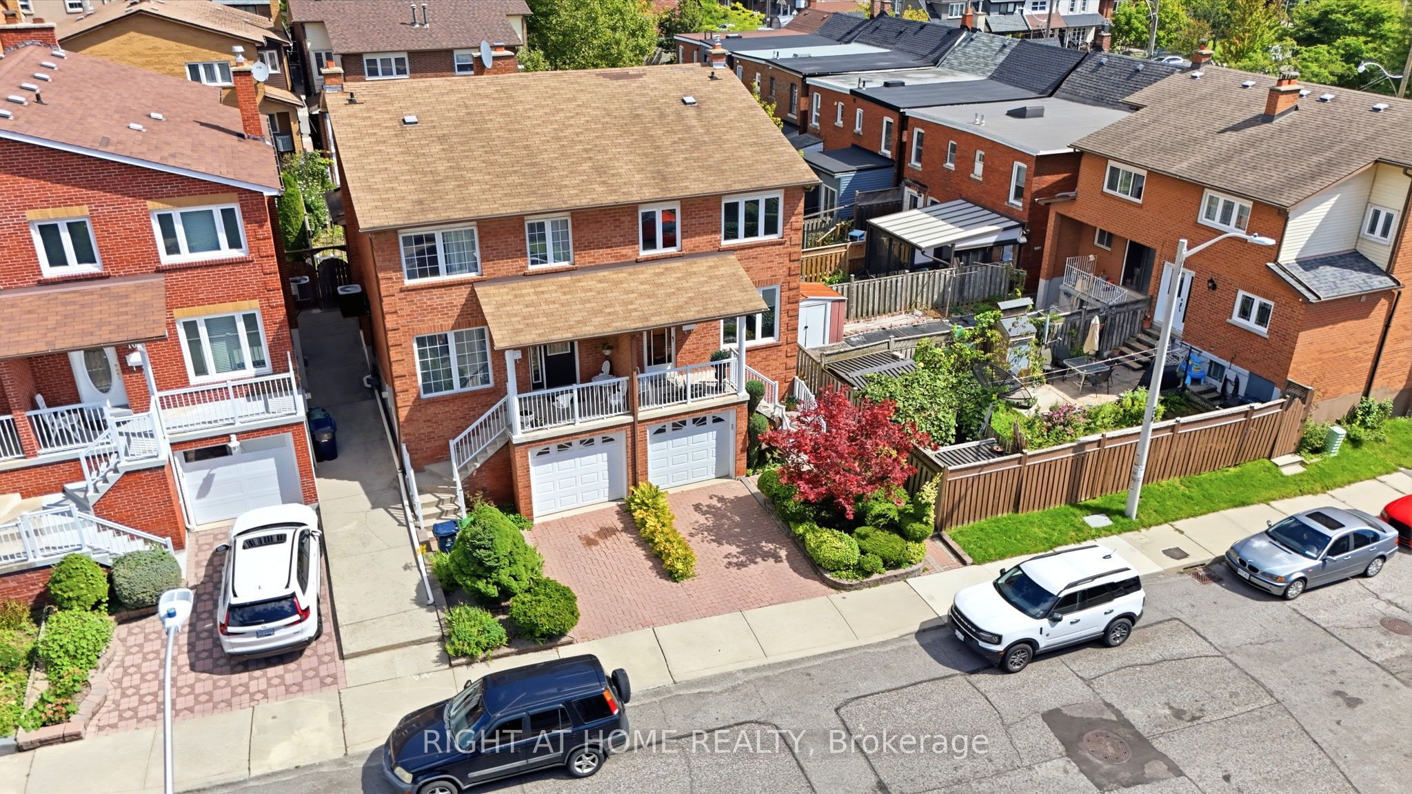 98 Beaver Terrace, Toronto, ON M6H 4G8 photo 4
