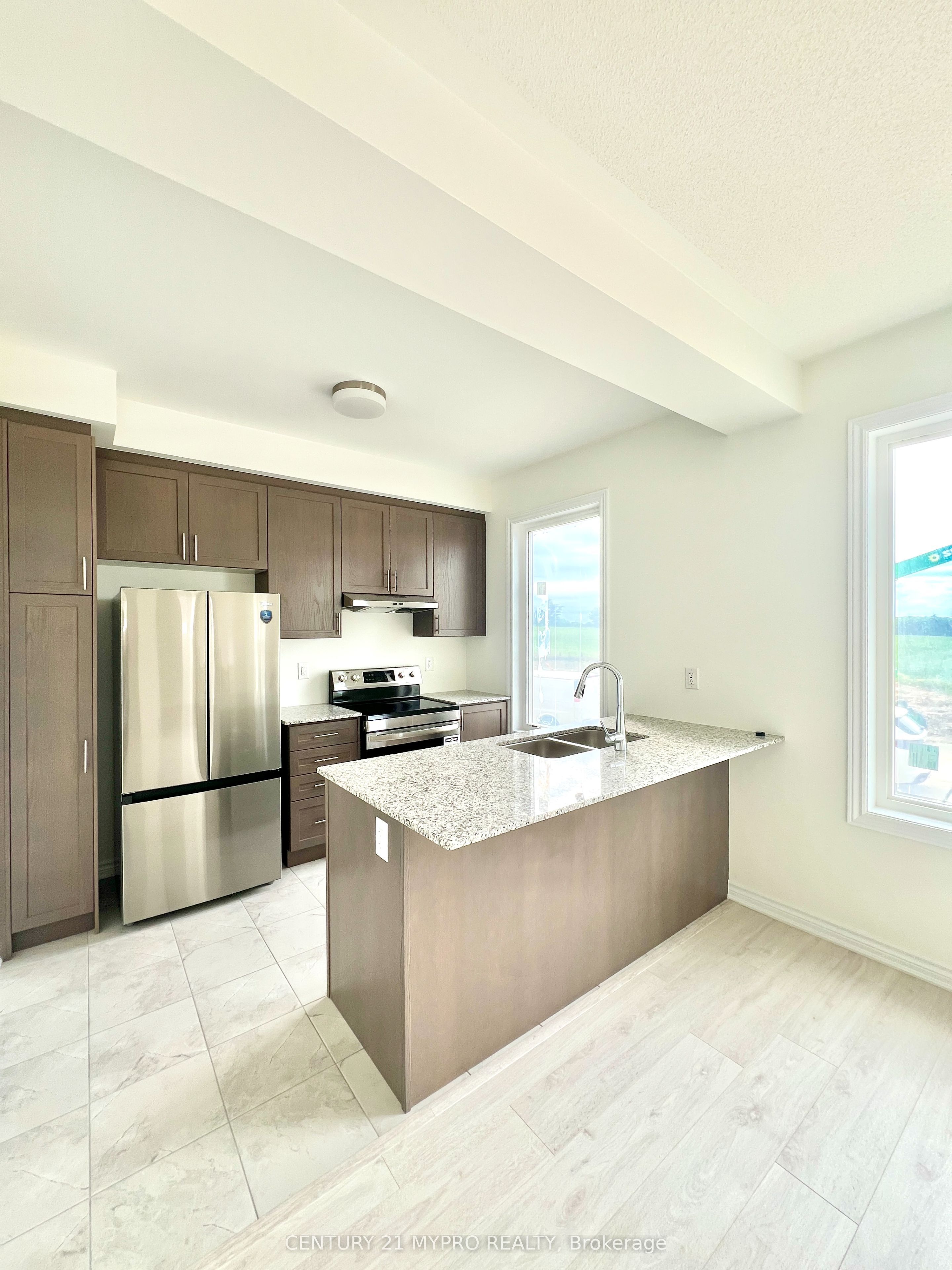 1 Thornbird Crescent, Brampton, ON L6V 3N5 photo 3