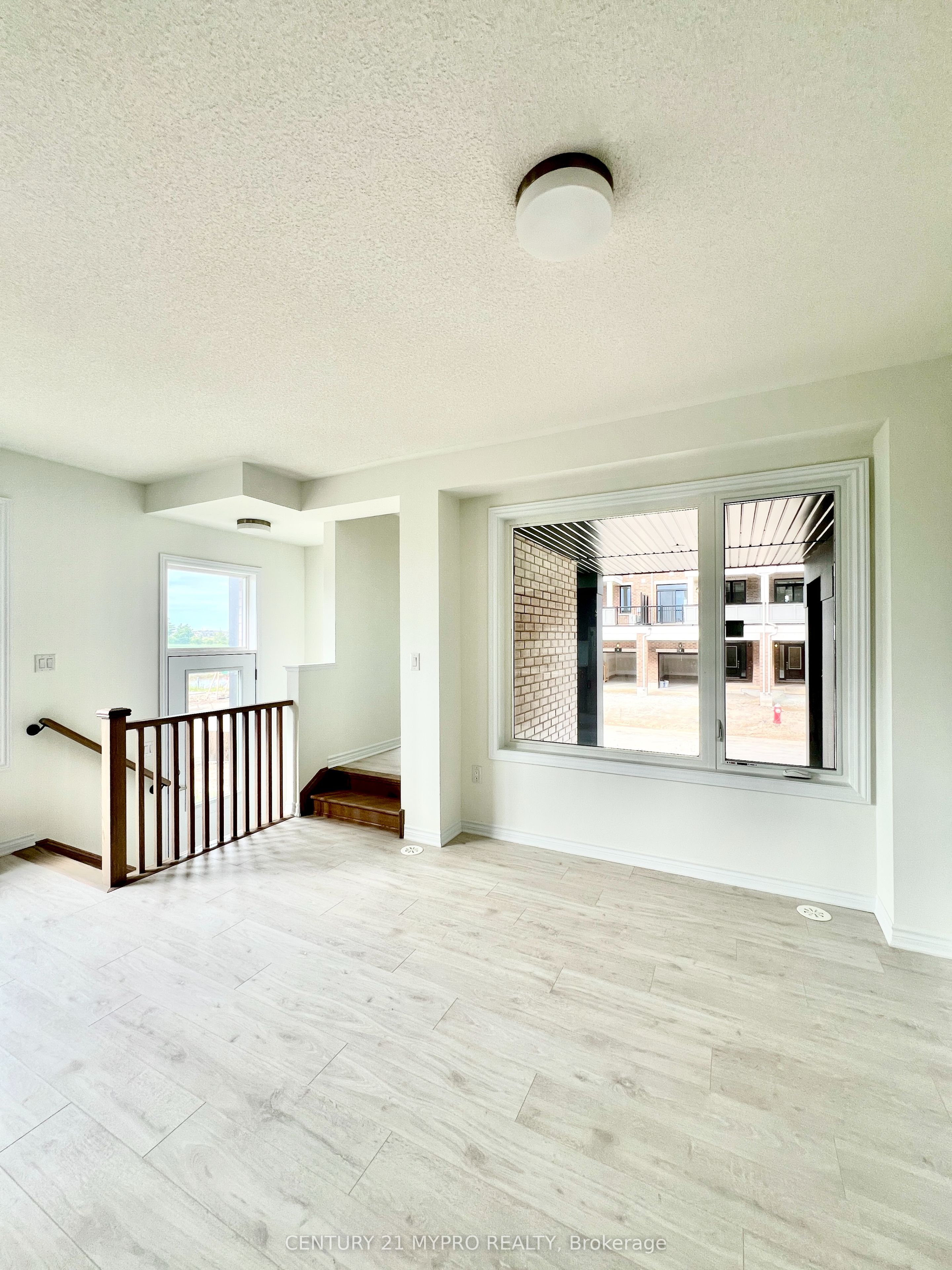 1 Thornbird Crescent, Brampton, ON L6V 3N5 photo 4