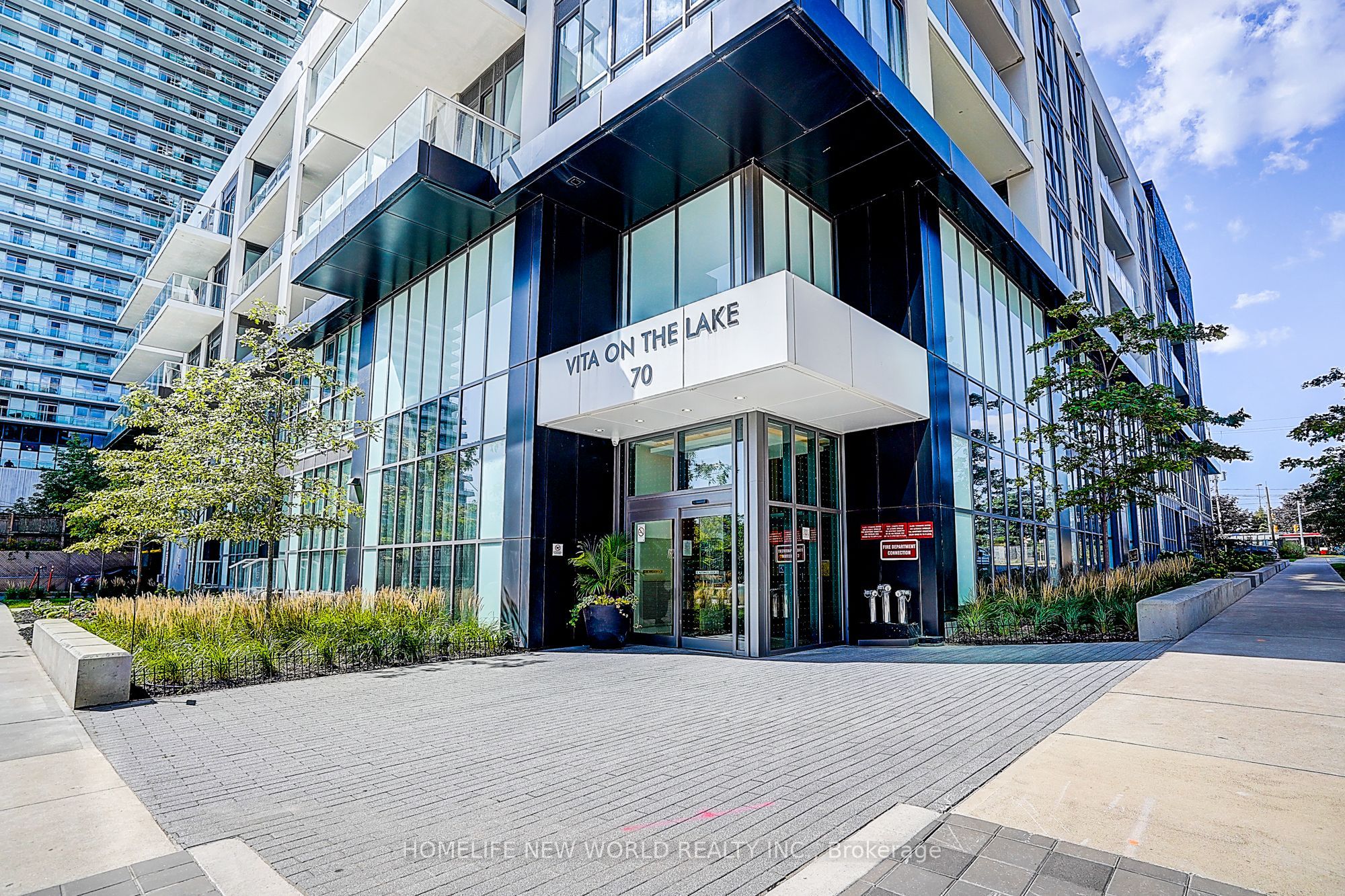 70 Annie Craig Drive 5204, Toronto, ON M8V 0C4 photo 2