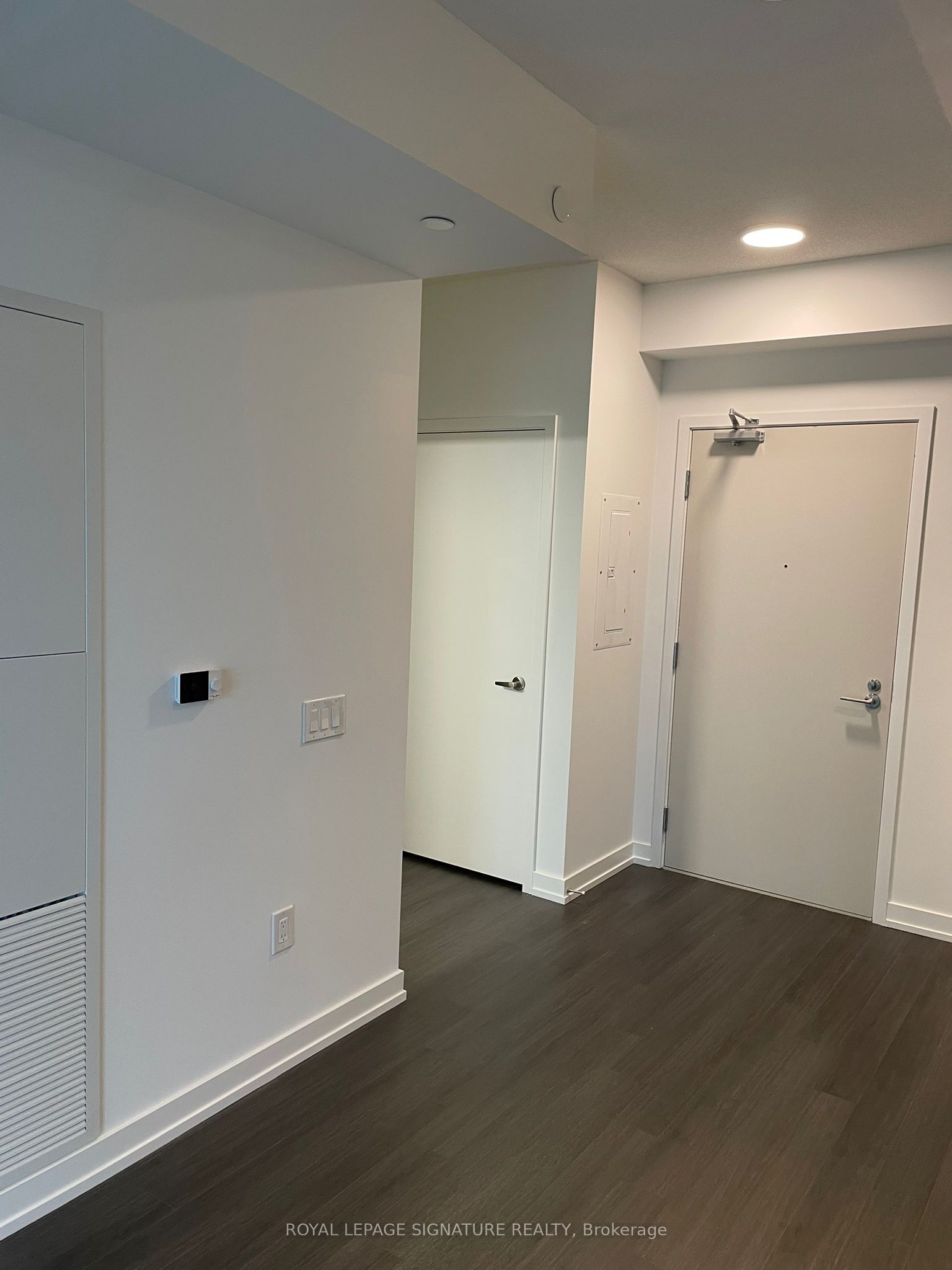4010 Eglinton Avenue W 2216, Toronto, ON M9A 0G5 photo 5