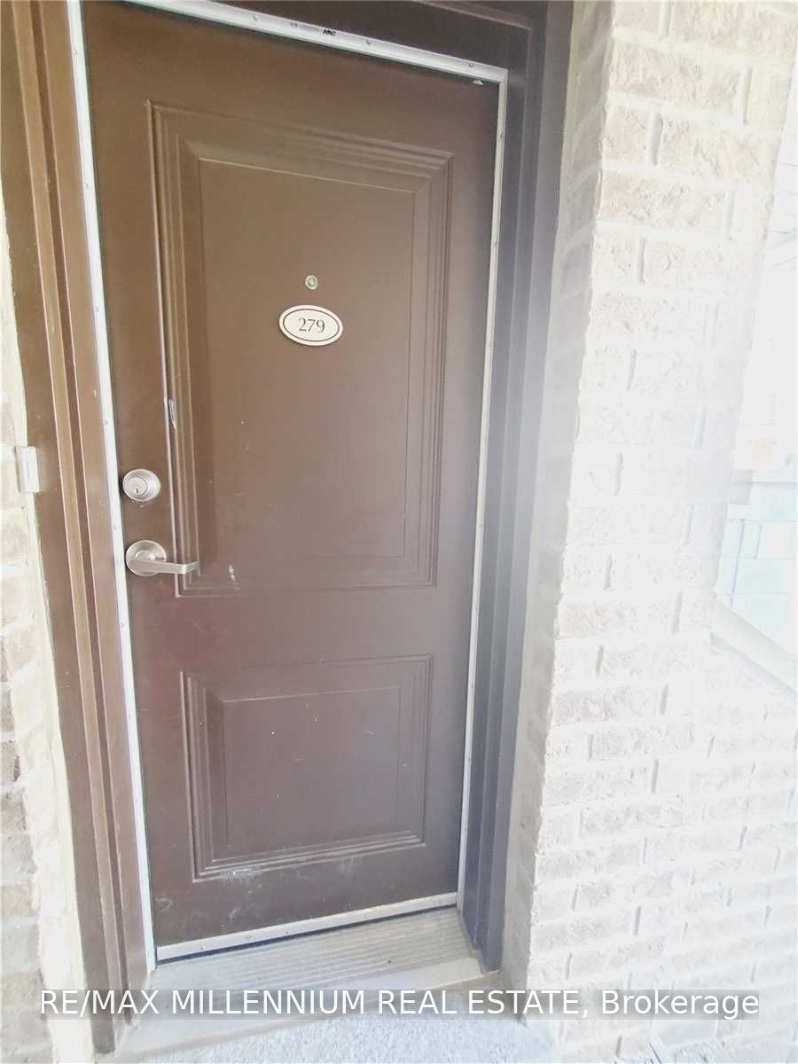 60 Parrotta Drive 279, Toronto, ON M9M 0B4 photo 3